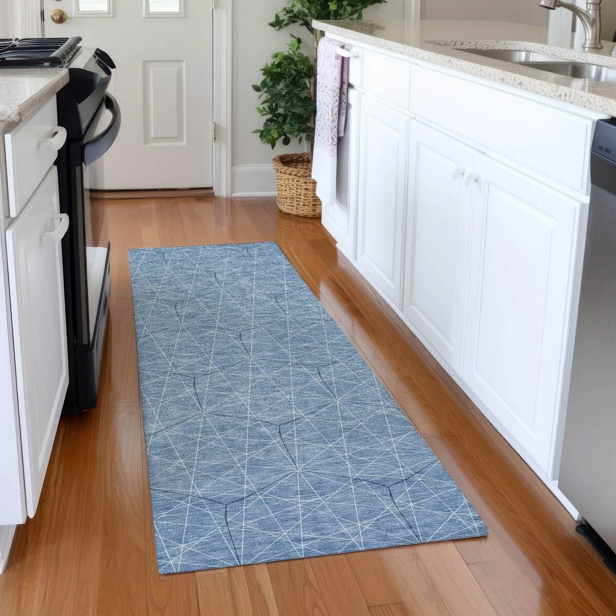 Machine Washable Indoor/ Outdoor Mosaic Geo Chantille Rug