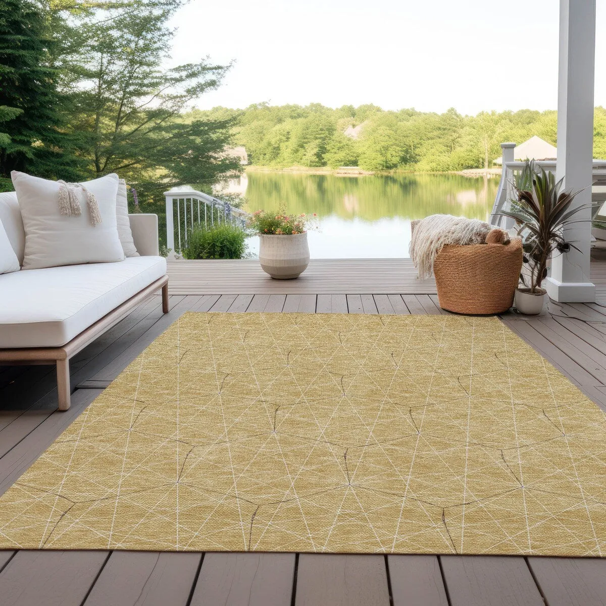 Machine Washable Indoor/ Outdoor Mosaic Geo Chantille Rug