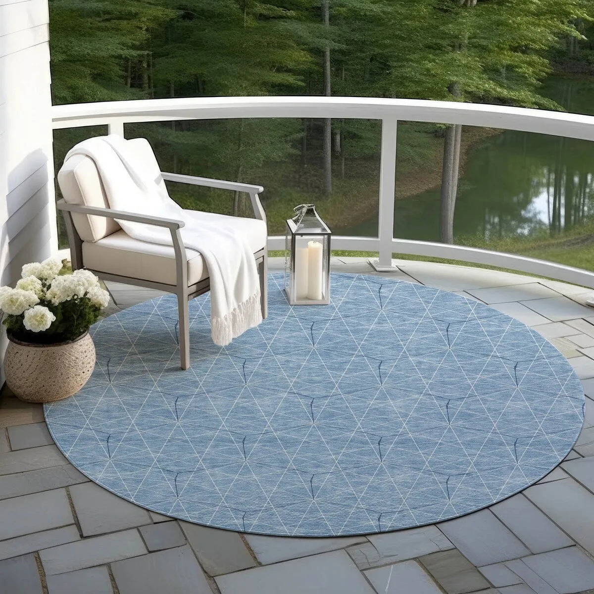Machine Washable Indoor/ Outdoor Mosaic Geo Chantille Rug