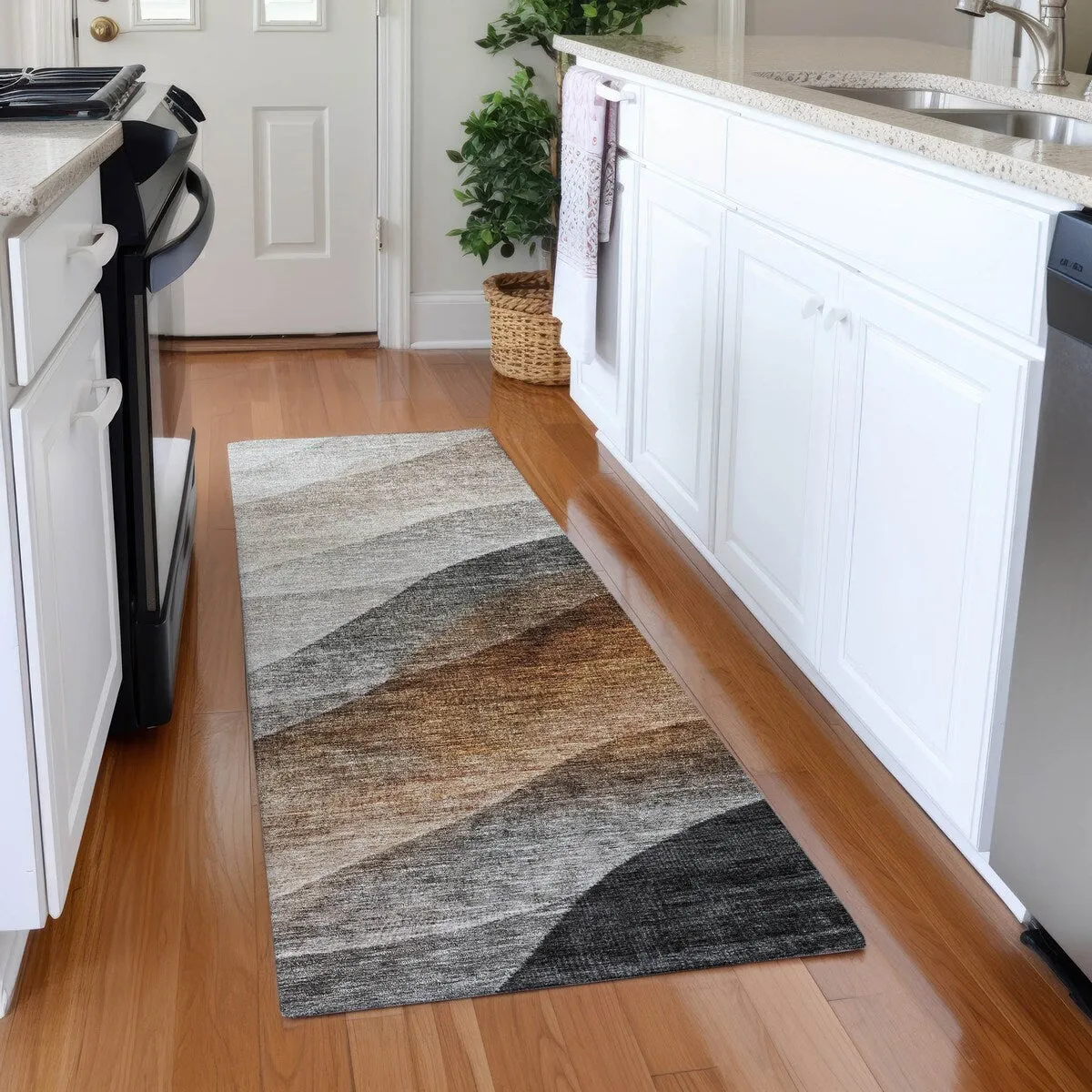 Machine Washable Indoor/ Outdoor Ombre Waves Chantille Rug