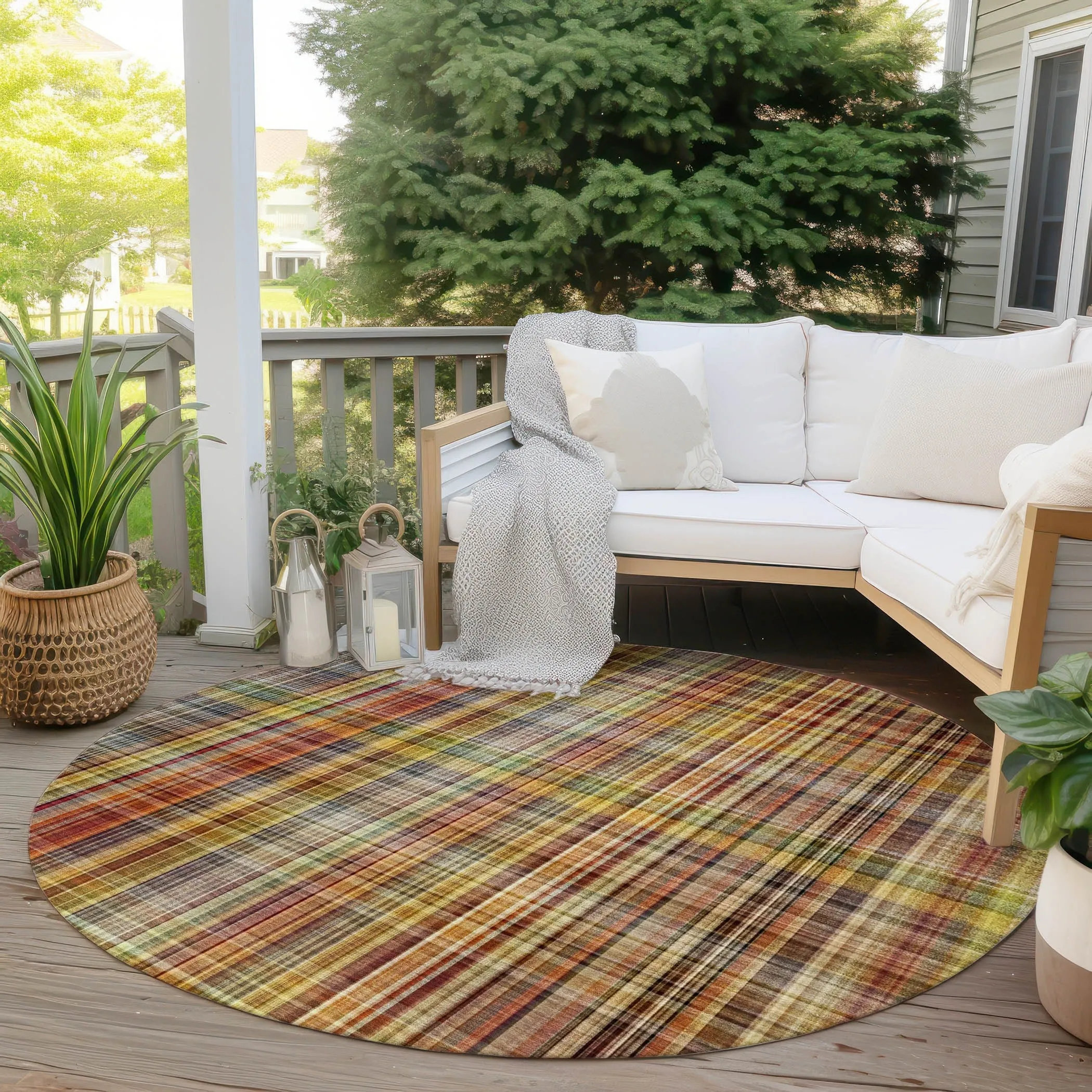 Machine Washable Indoor/ Outdoor Plaid Chantille Rug