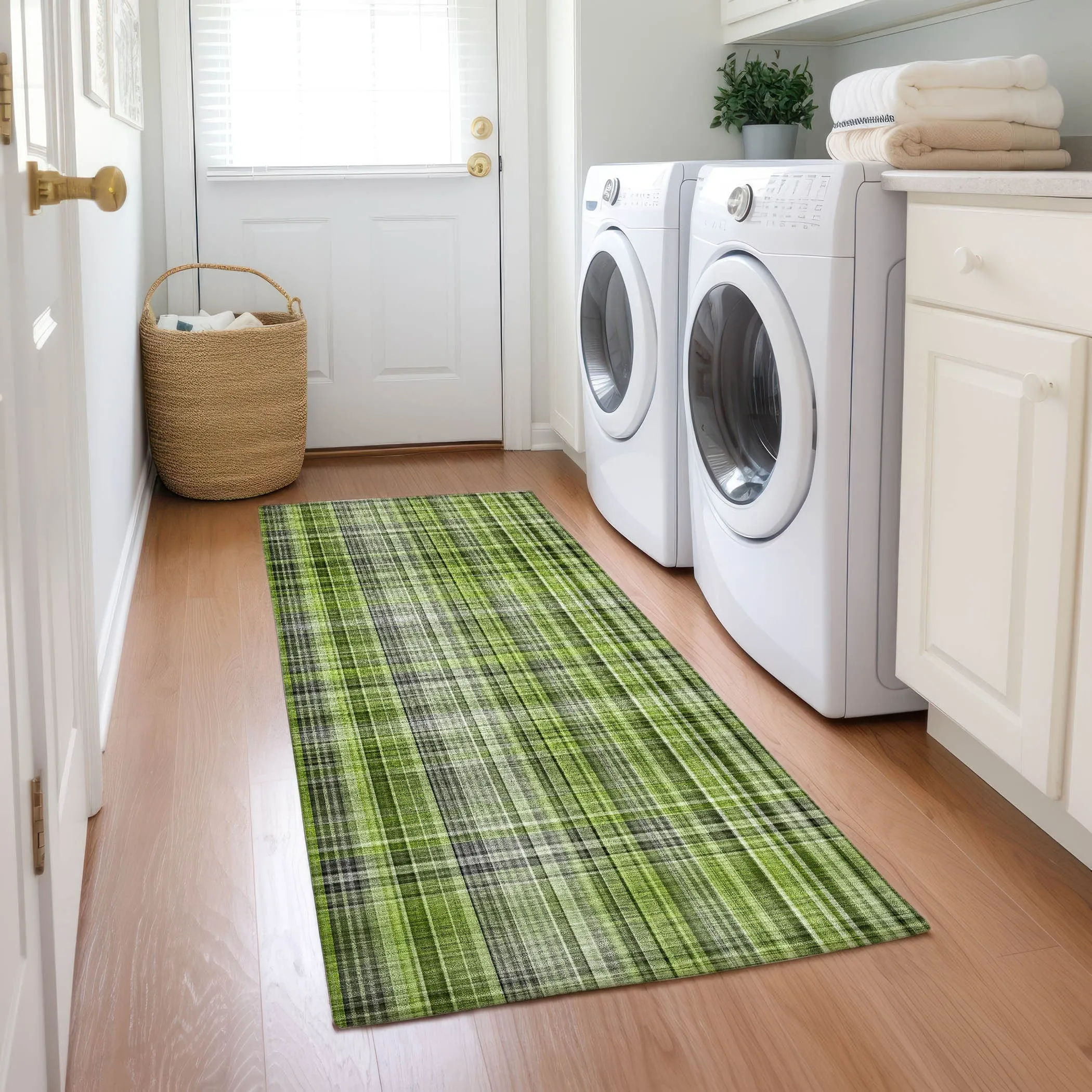 Machine Washable Indoor/ Outdoor Plaid Chantille Rug