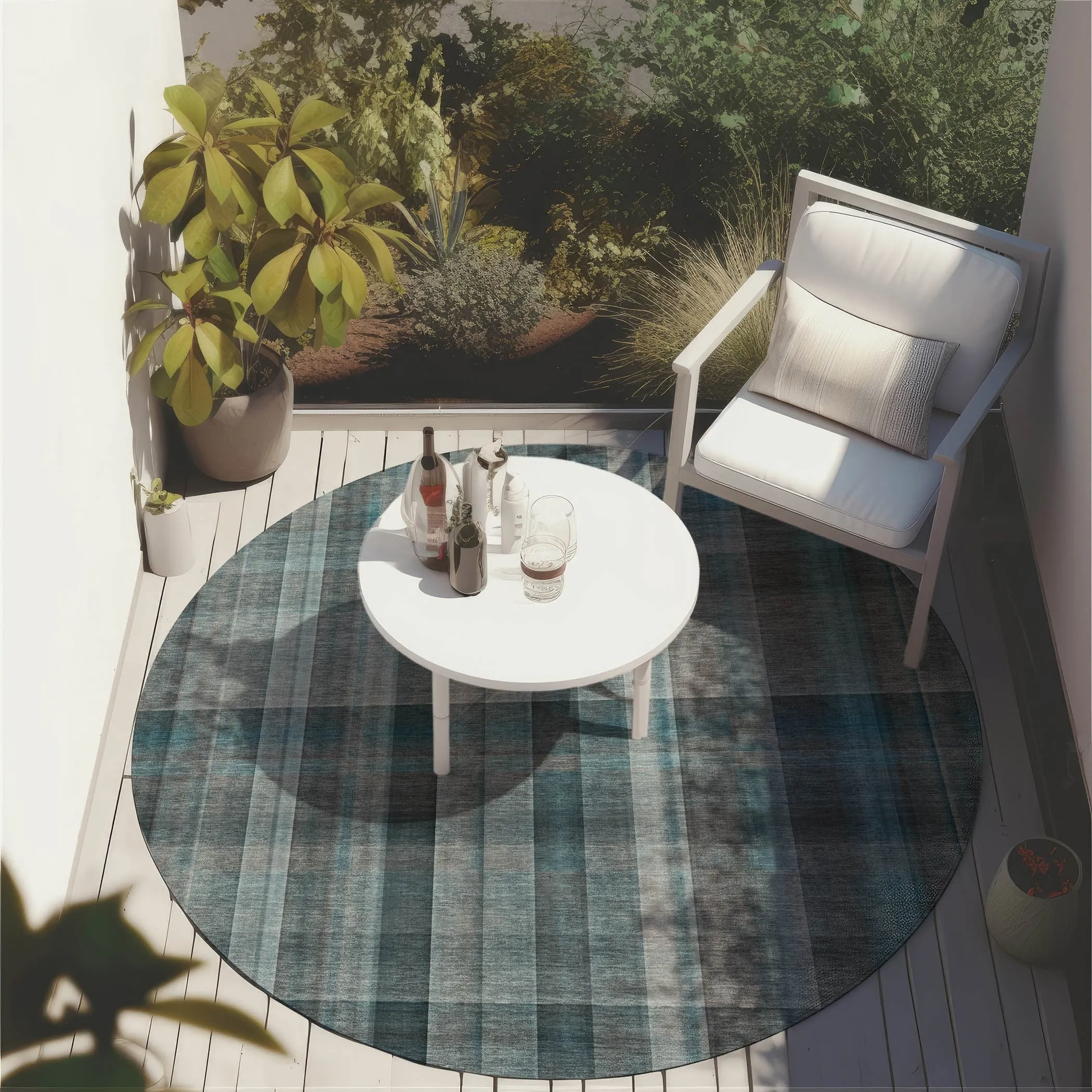 Machine Washable Indoor/ Outdoor Plaid Chantille Rug