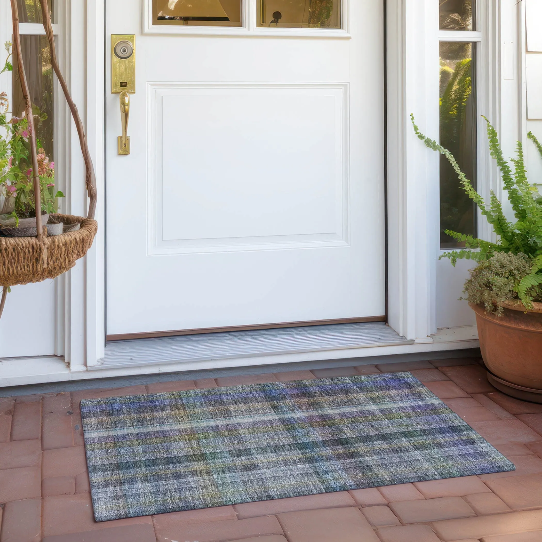 Machine Washable Indoor/ Outdoor Plaid Chantille Rug