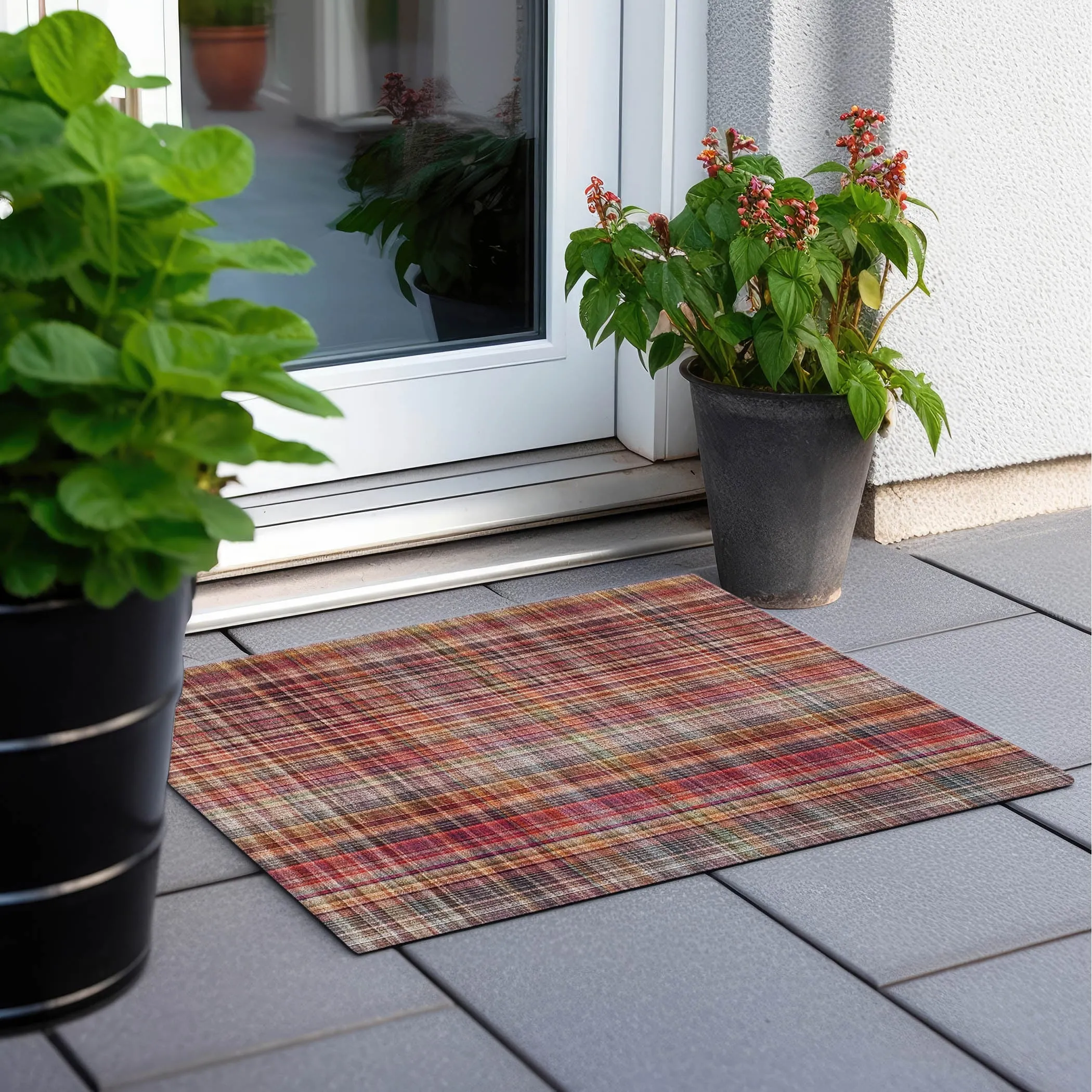 Machine Washable Indoor/ Outdoor Plaid Chantille Rug
