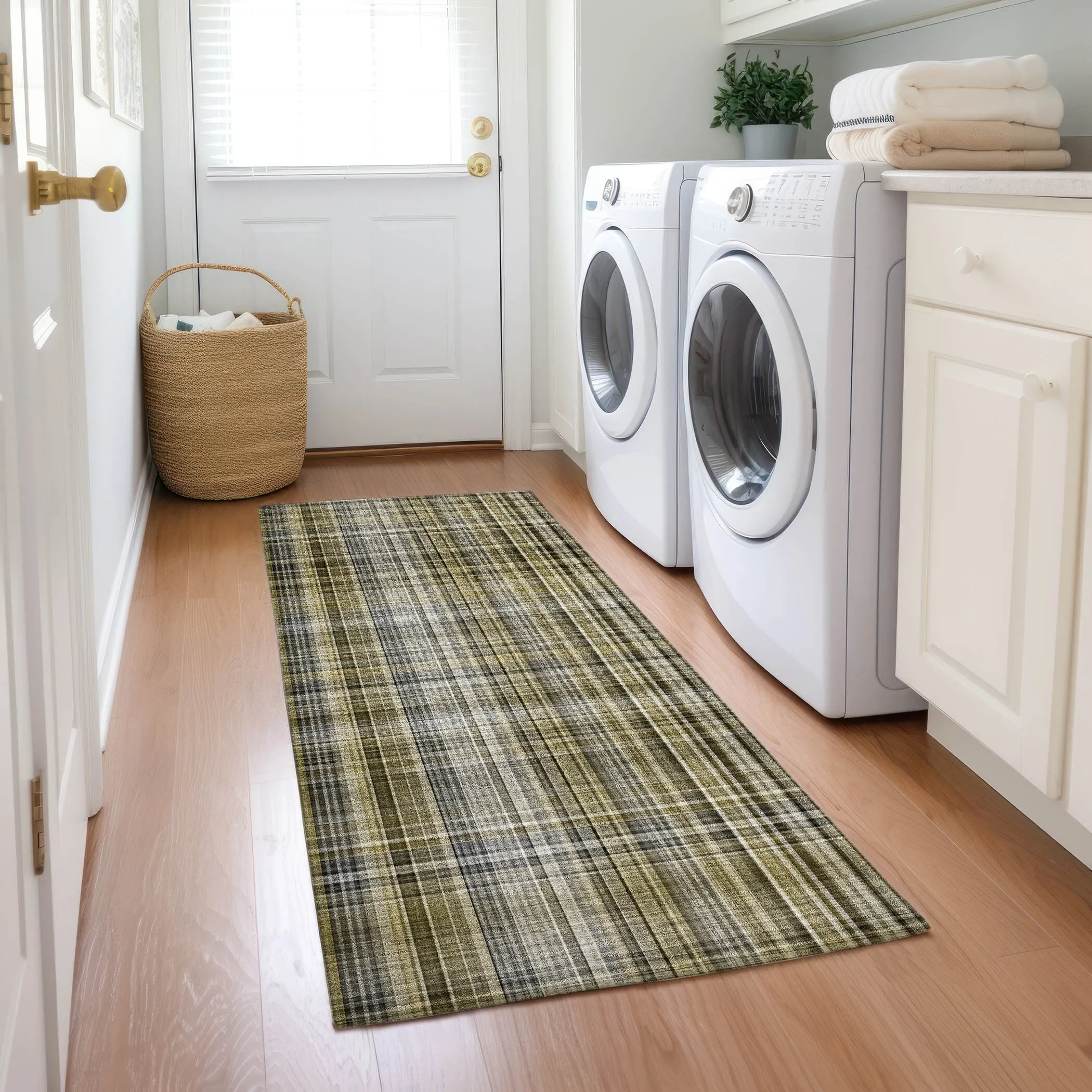 Machine Washable Indoor/ Outdoor Plaid Chantille Rug