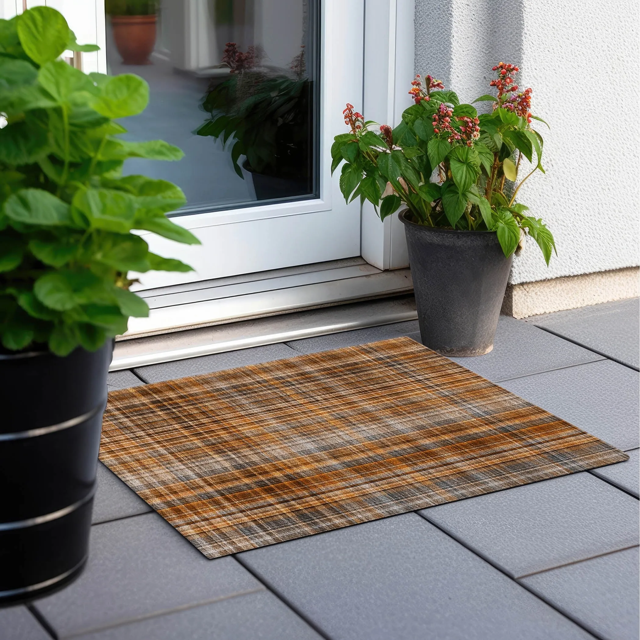 Machine Washable Indoor/ Outdoor Plaid Chantille Rug