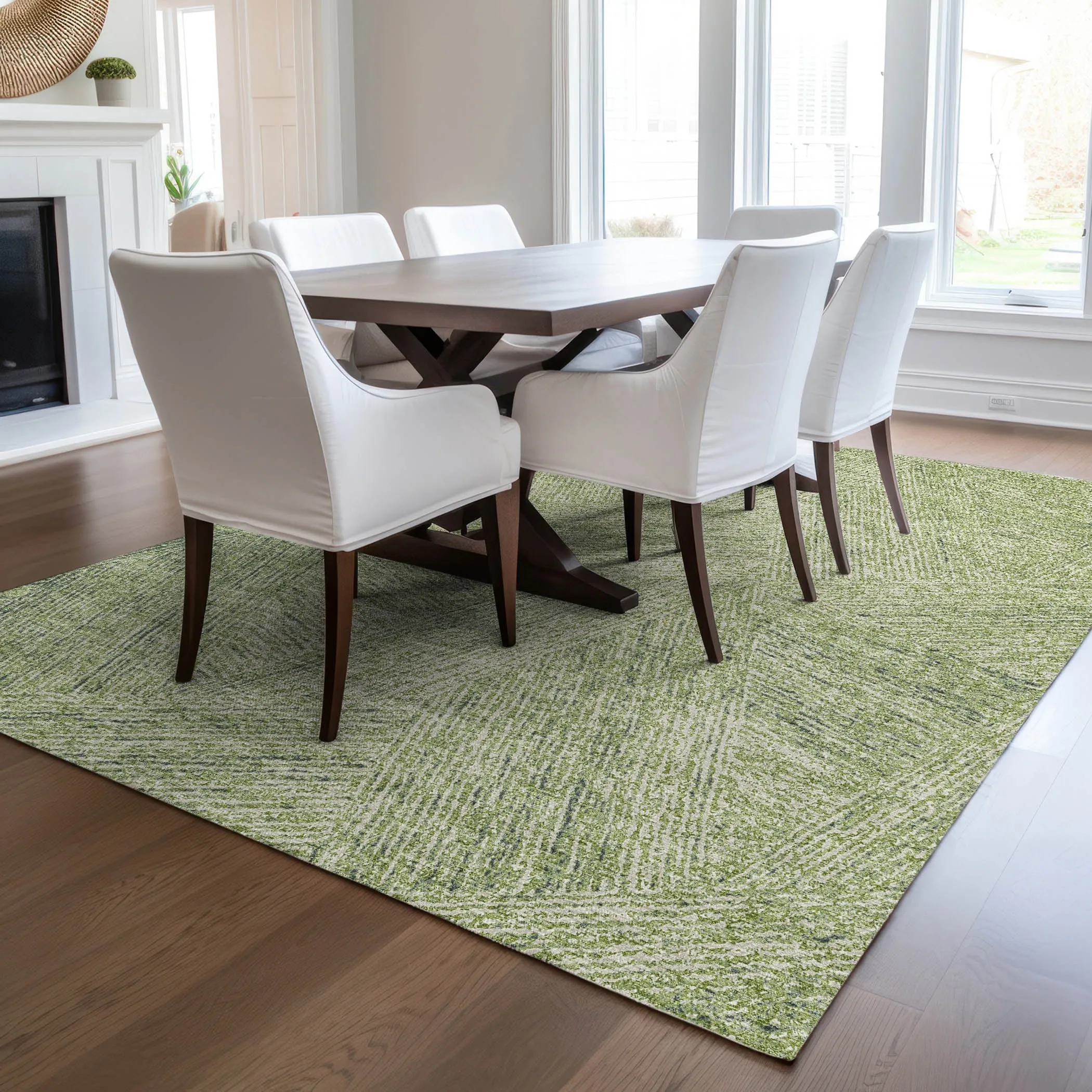 Machine Washable Indoor/ Outdoor Solid Geo Chantille Rug