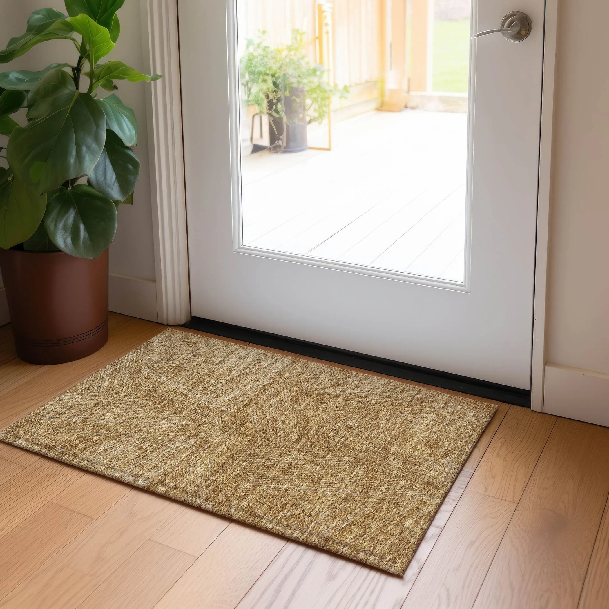 Machine Washable Indoor/ Outdoor Solid Geo Chantille Rug