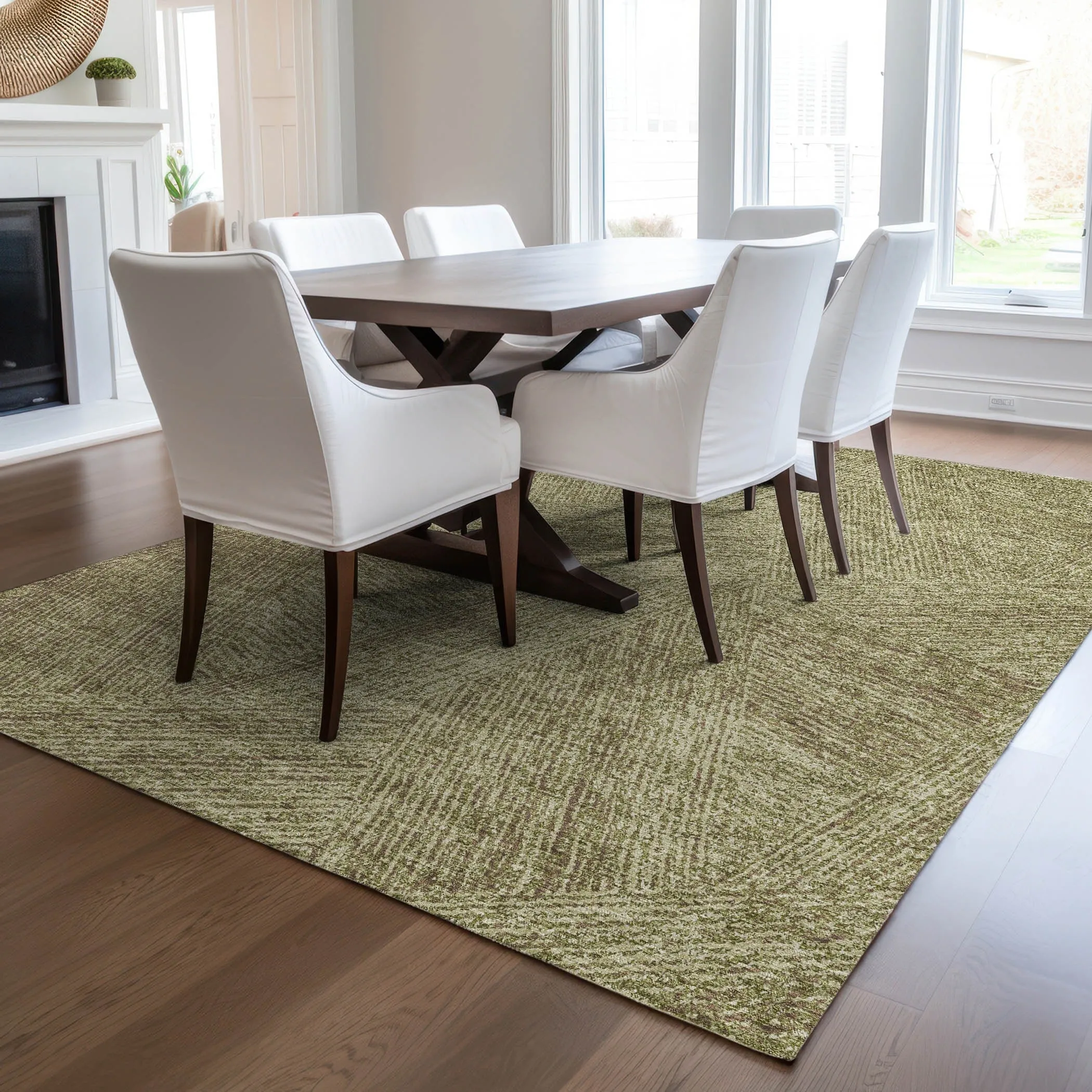 Machine Washable Indoor/ Outdoor Solid Geo Chantille Rug
