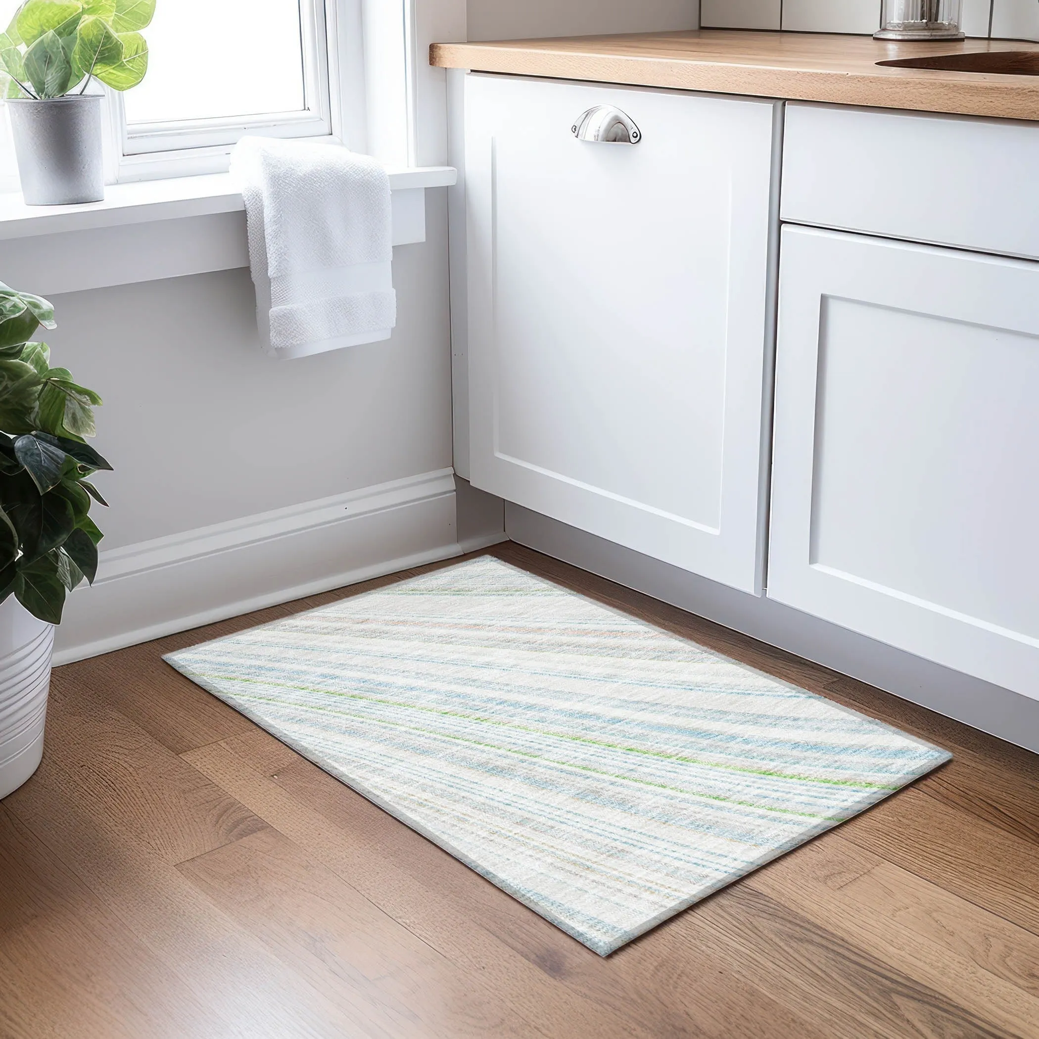 Machine Washable Indoor/ Outdoor Stripe Wave Chantille Rug