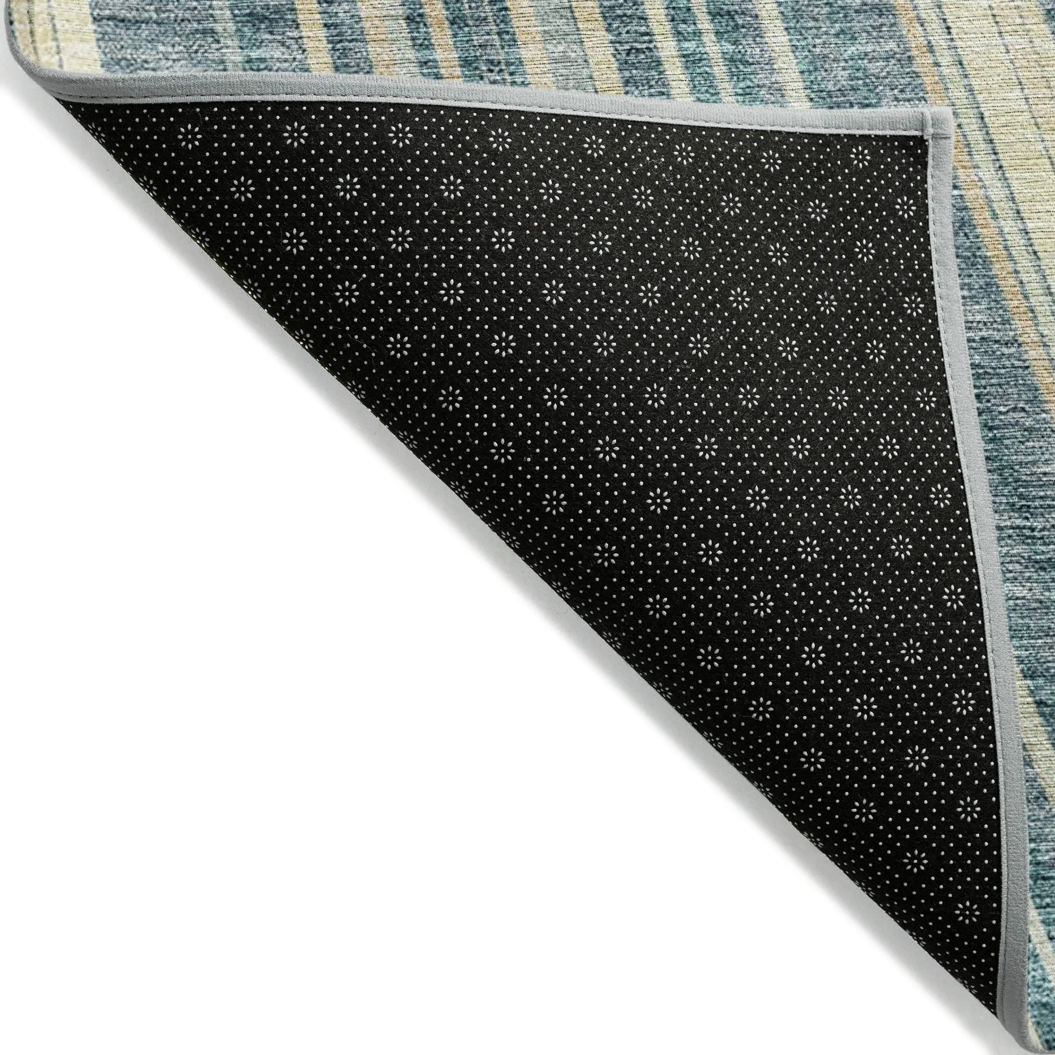 Machine Washable Indoor/ Outdoor Stripe Wave Chantille Rug