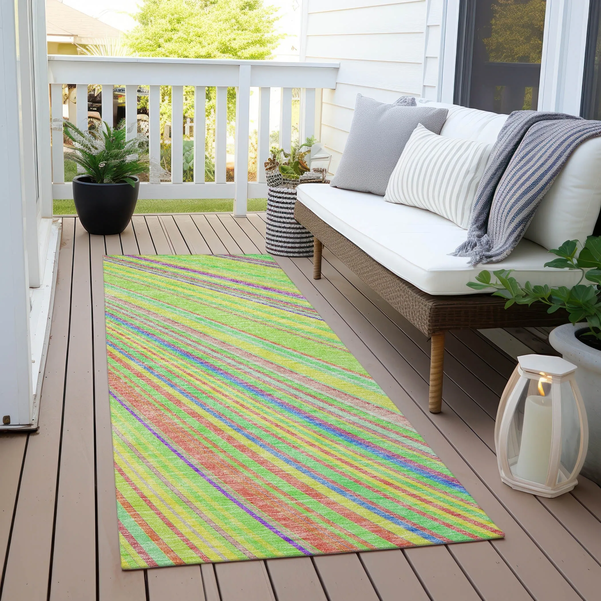 Machine Washable Indoor/ Outdoor Stripe Wave Chantille Rug