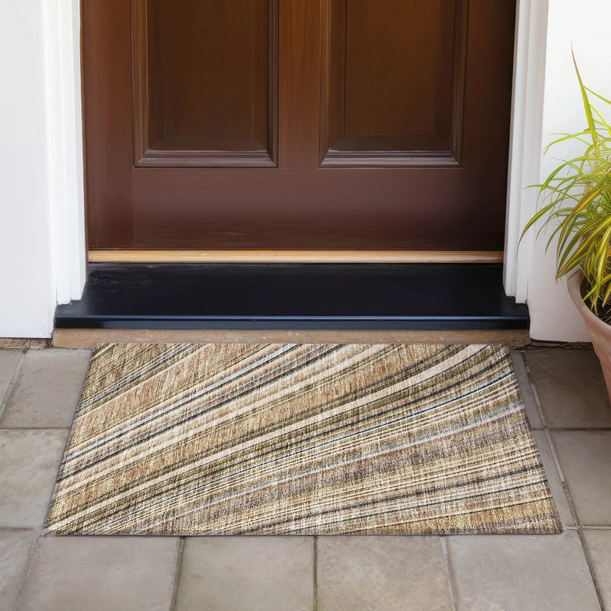 Machine Washable Indoor/ Outdoor Stripe Wave Chantille Rug