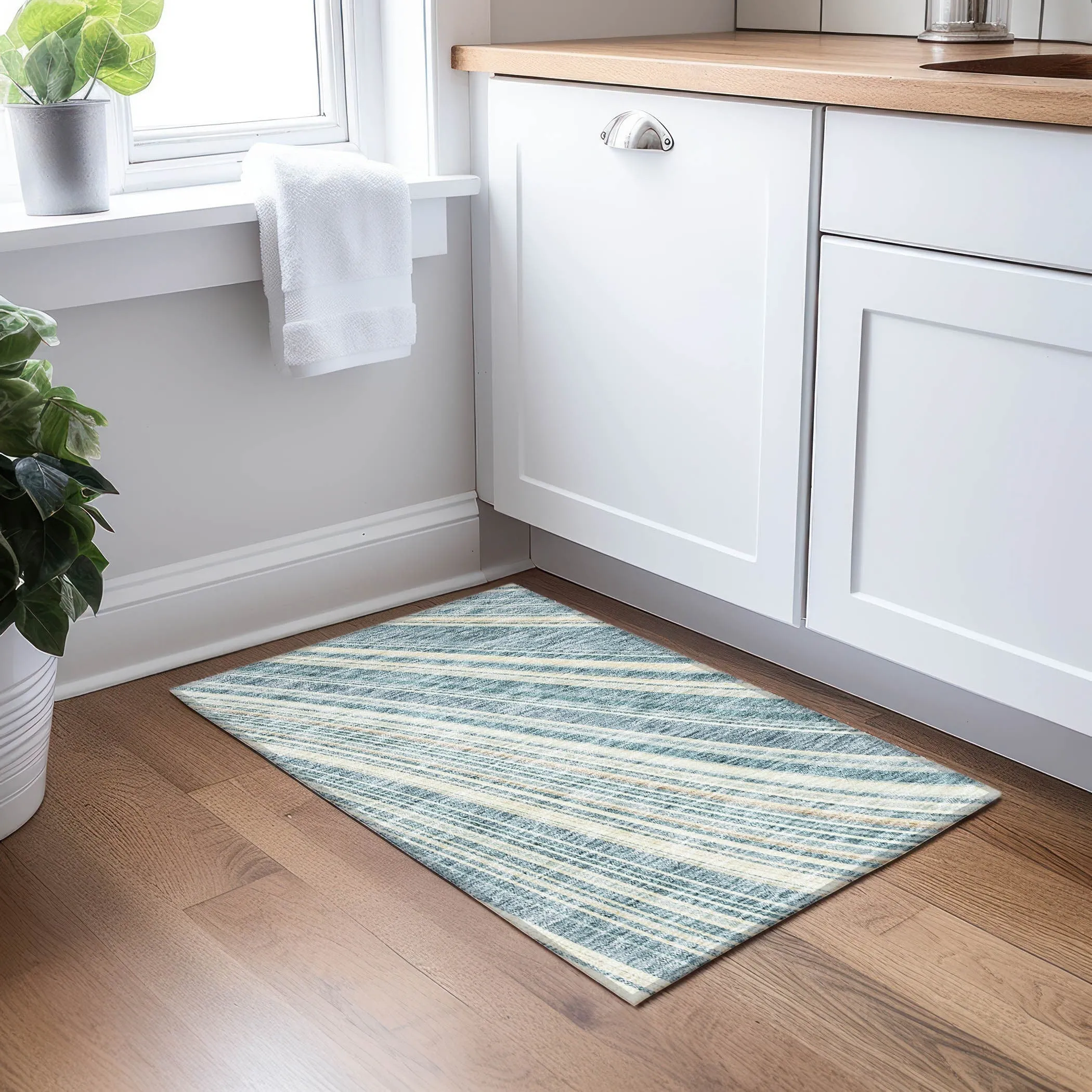 Machine Washable Indoor/ Outdoor Stripe Wave Chantille Rug