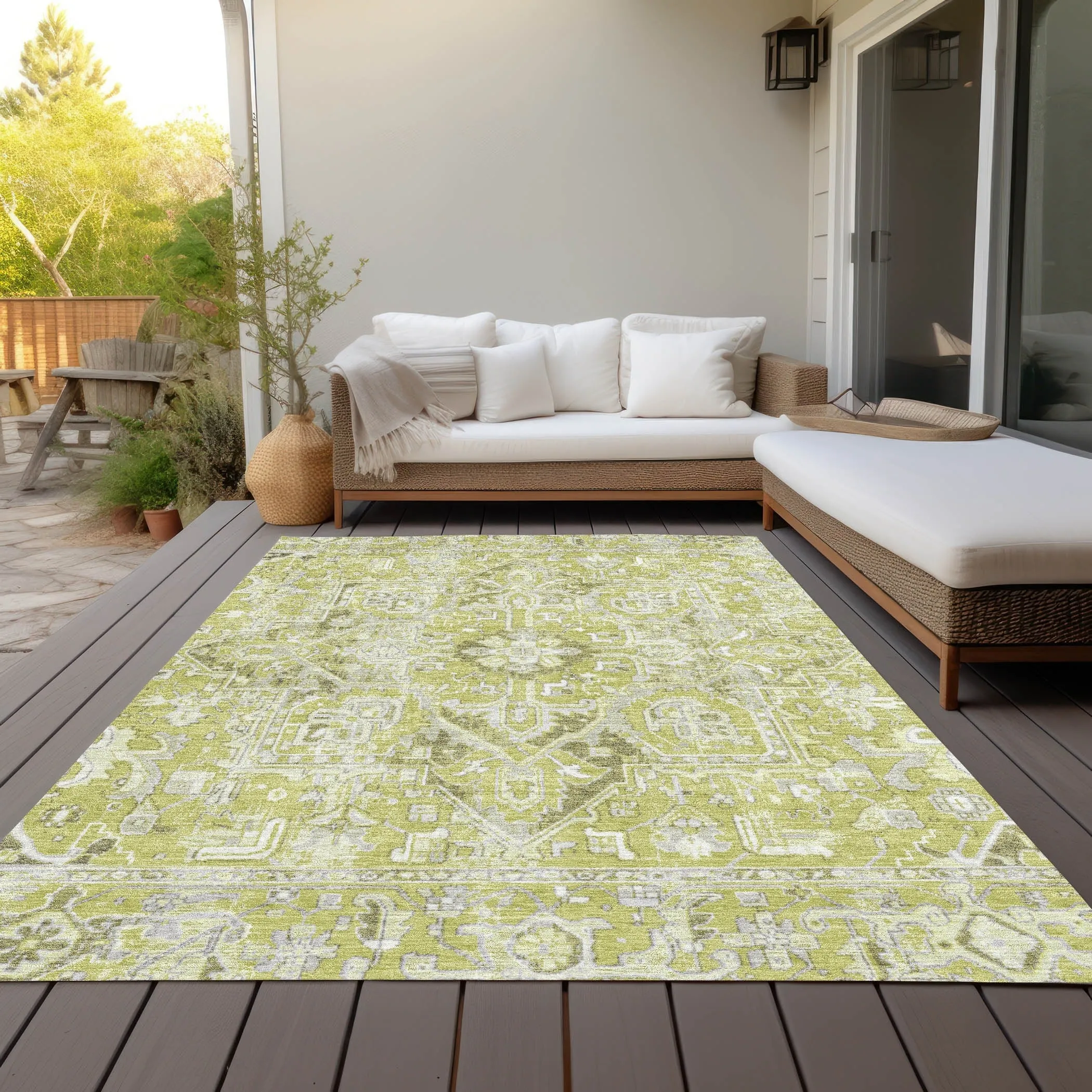 Machine Washable Indoor/ Outdoor Traditional Boho Chantille Rug