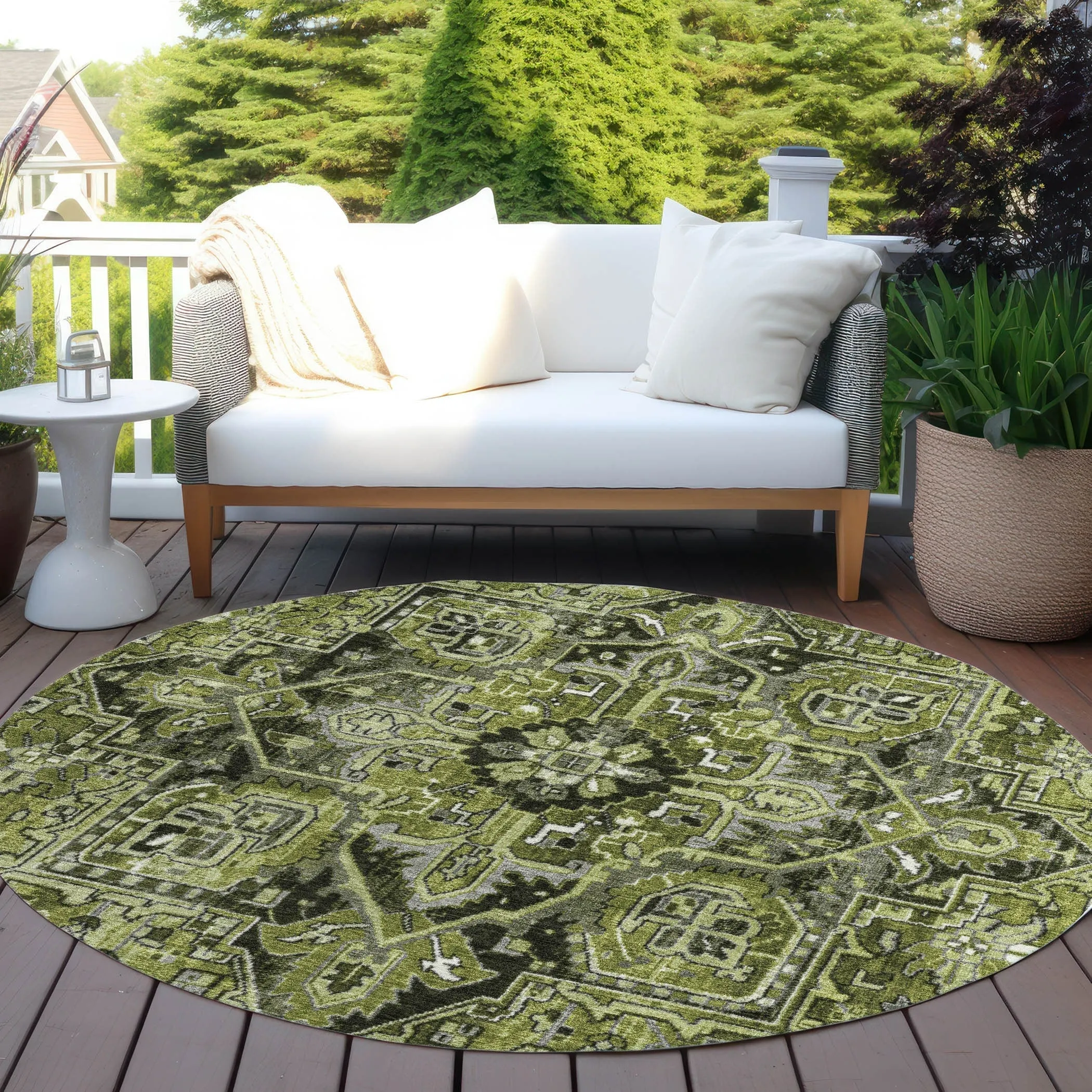 Machine Washable Indoor/ Outdoor Traditional Boho Chantille Rug