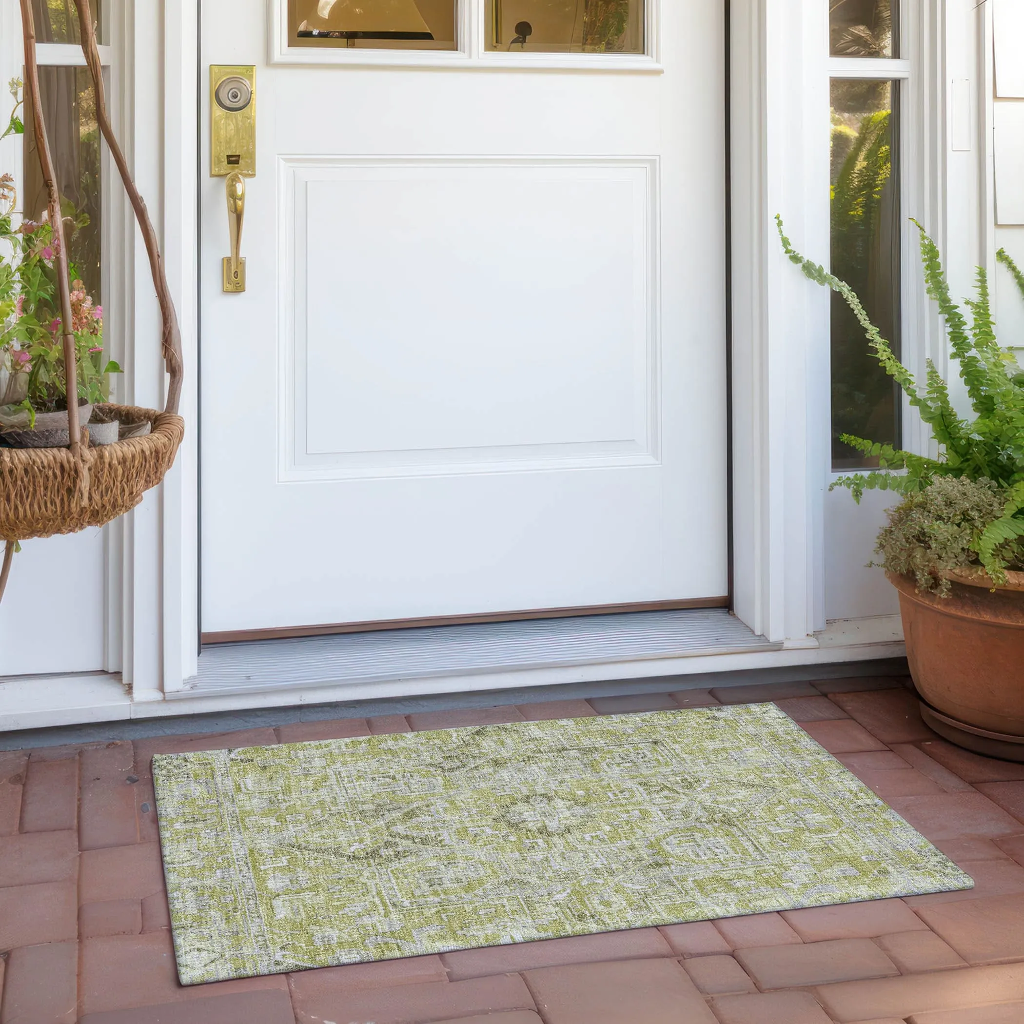 Machine Washable Indoor/ Outdoor Traditional Boho Chantille Rug