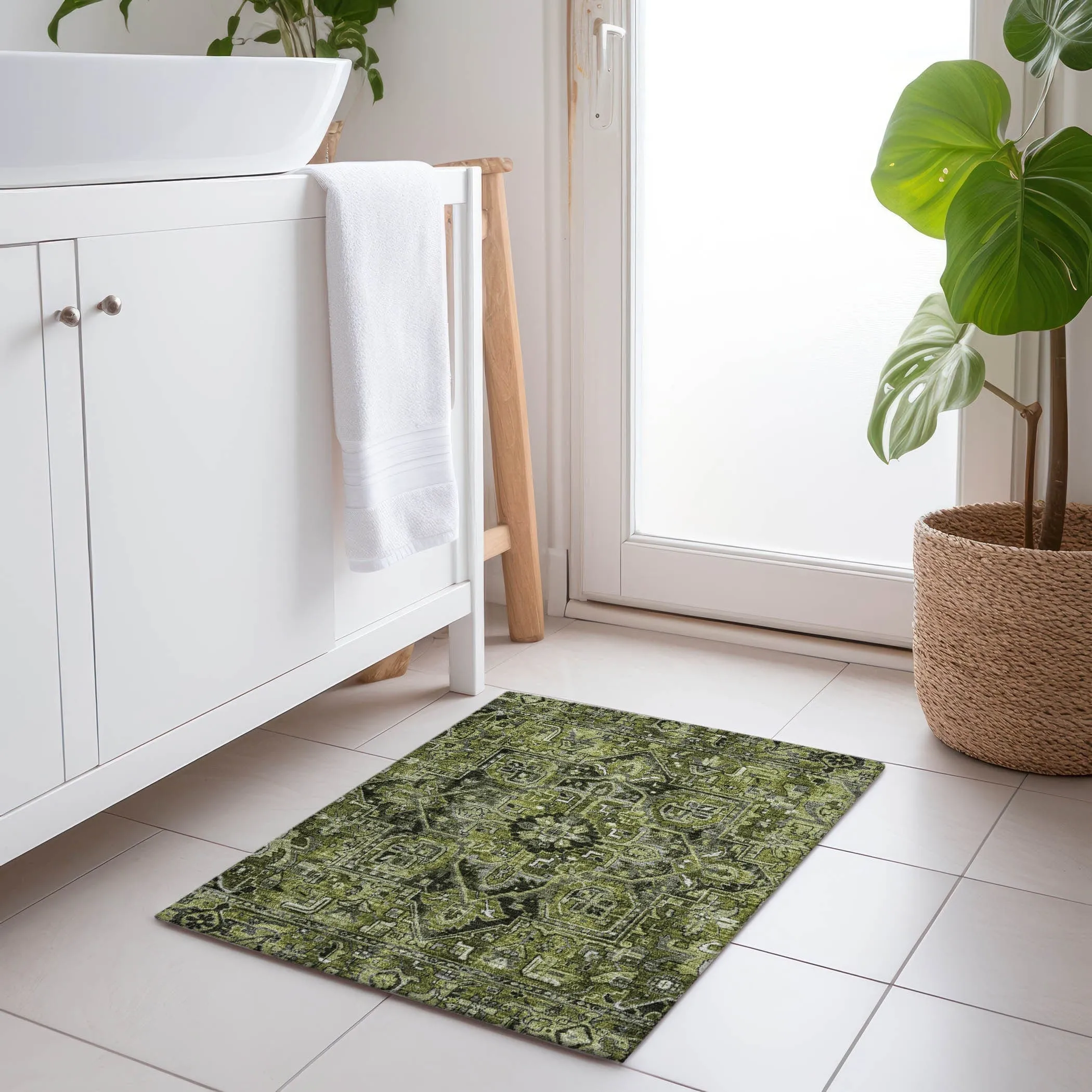 Machine Washable Indoor/ Outdoor Traditional Boho Chantille Rug