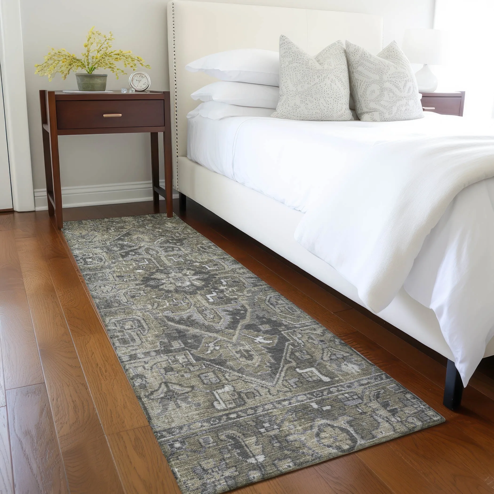Machine Washable Indoor/ Outdoor Traditional Boho Chantille Rug