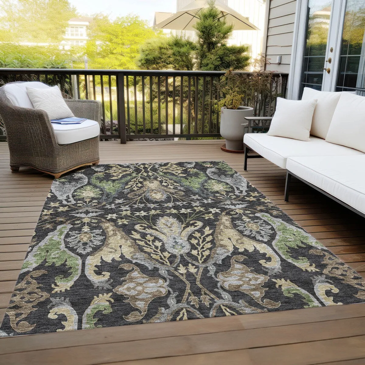 Machine Washable Indoor/ Outdoor Traditional Craftsman Chantille Rug