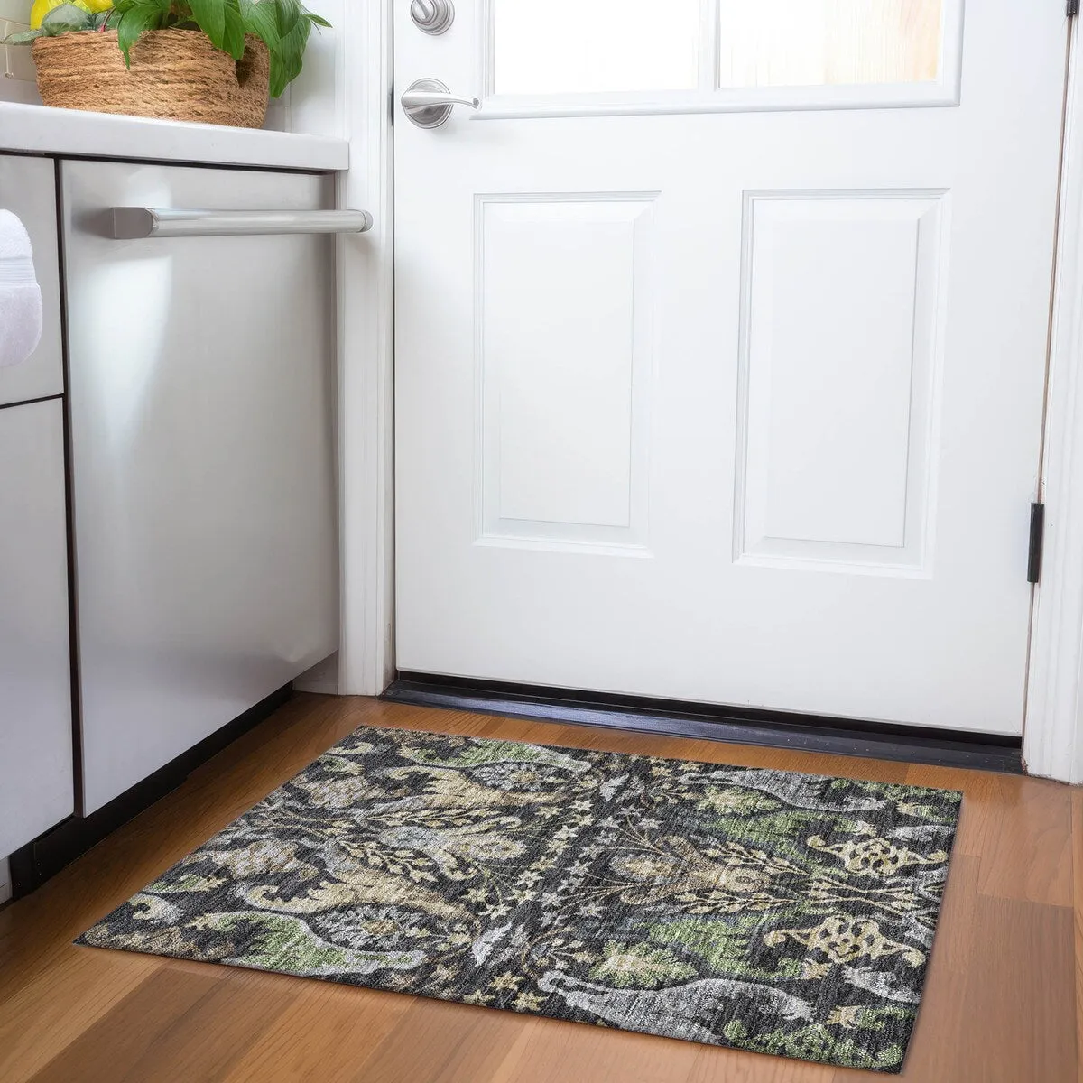 Machine Washable Indoor/ Outdoor Traditional Craftsman Chantille Rug