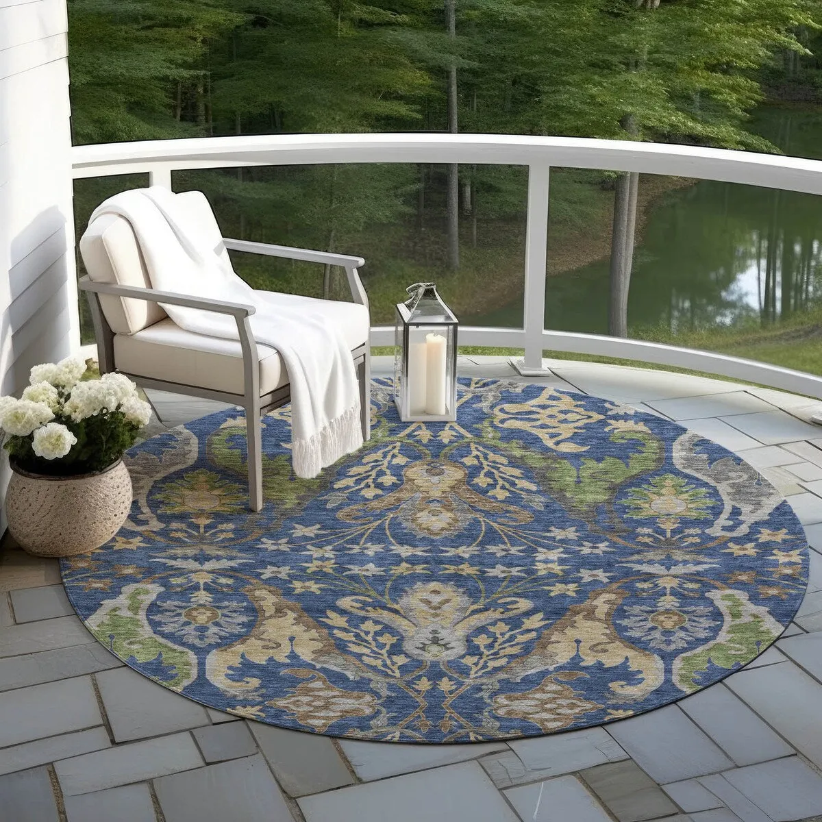 Machine Washable Indoor/ Outdoor Traditional Craftsman Chantille Rug
