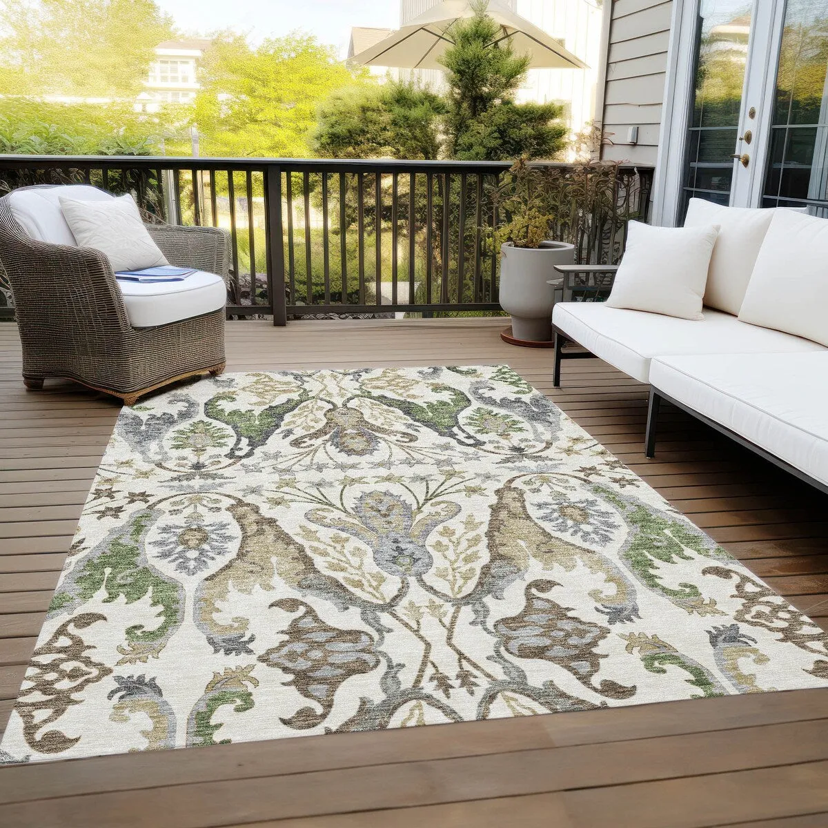 Machine Washable Indoor/ Outdoor Traditional Craftsman Chantille Rug