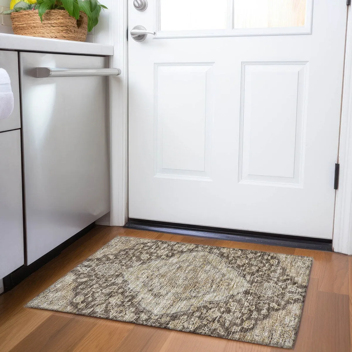 Machine Washable Indoor/ Outdoor Traditional Medallion Chantille Rug
