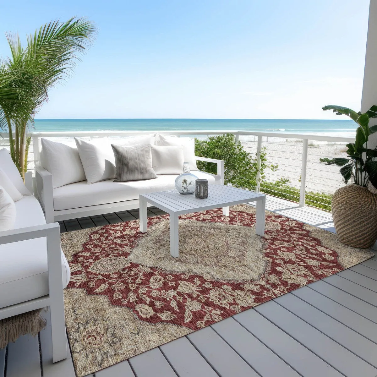 Machine Washable Indoor/ Outdoor Traditional Medallion Chantille Rug