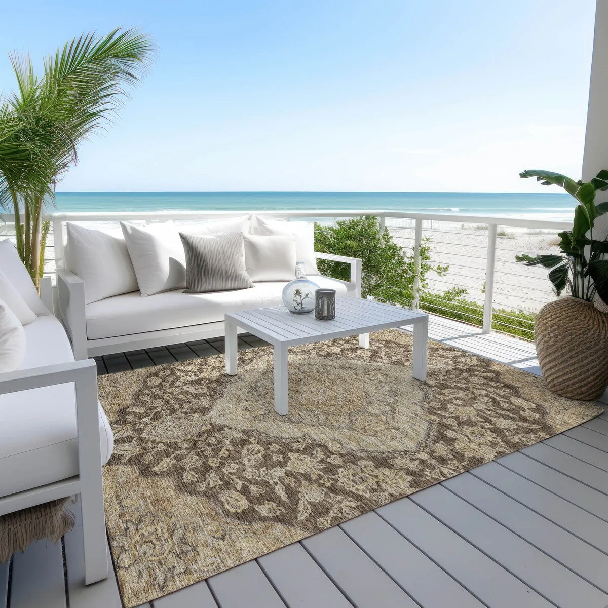 Machine Washable Indoor/ Outdoor Traditional Medallion Chantille Rug