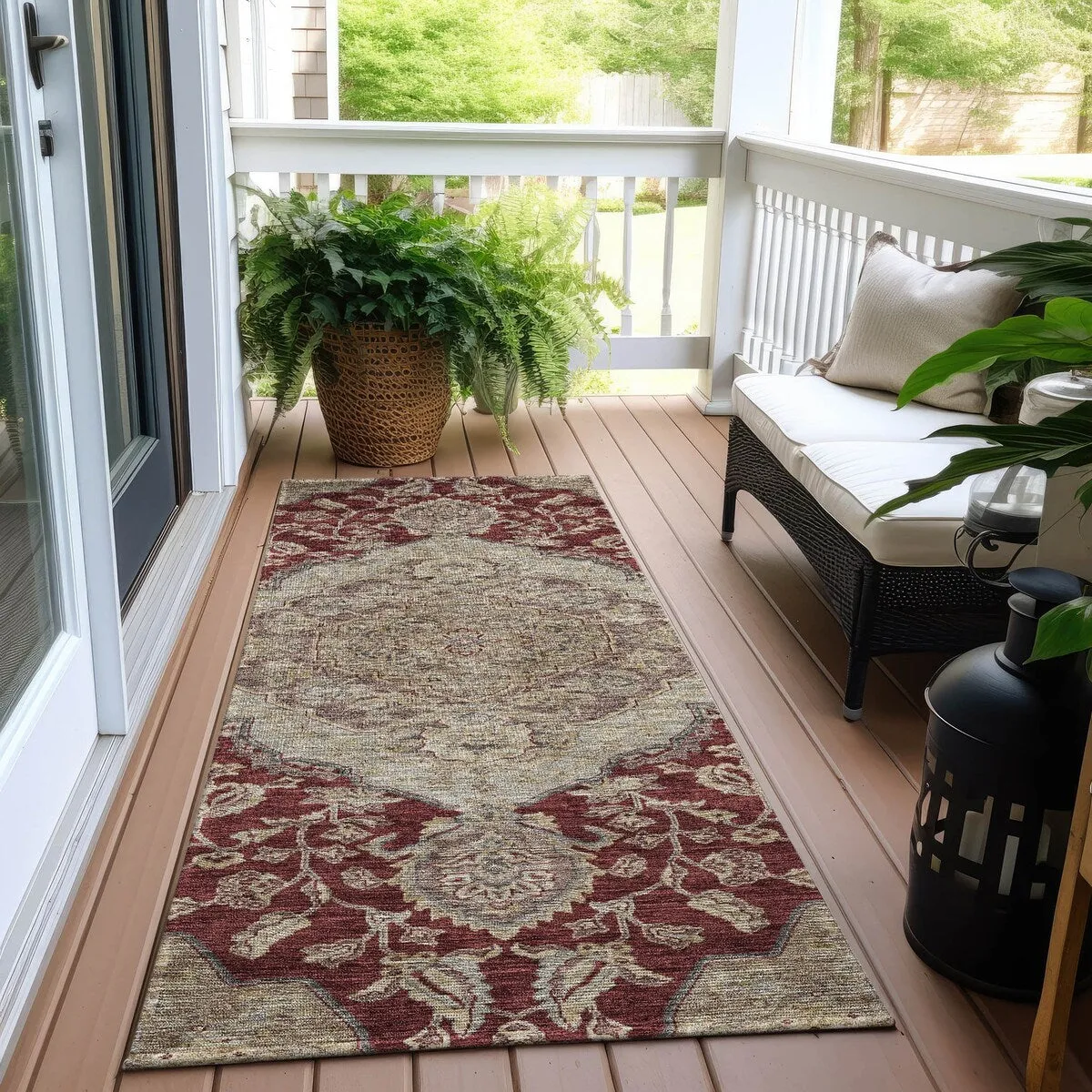Machine Washable Indoor/ Outdoor Traditional Medallion Chantille Rug