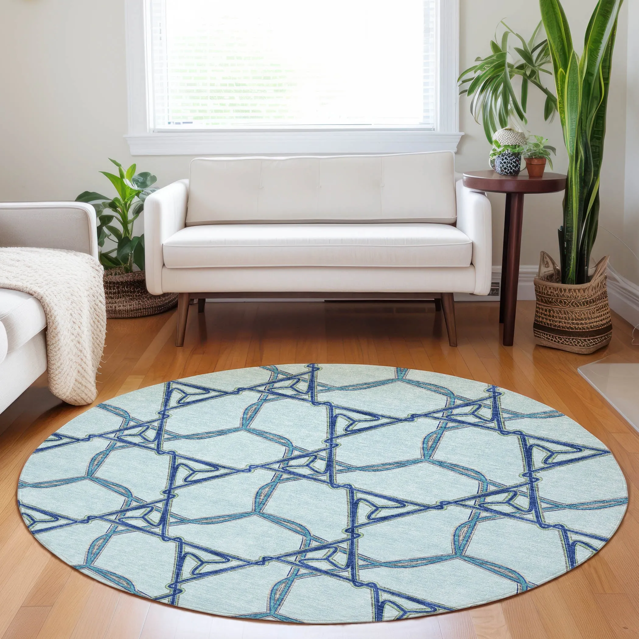 Machine Washable Indoor/ Outdoor Transitional Links Chantille Rug