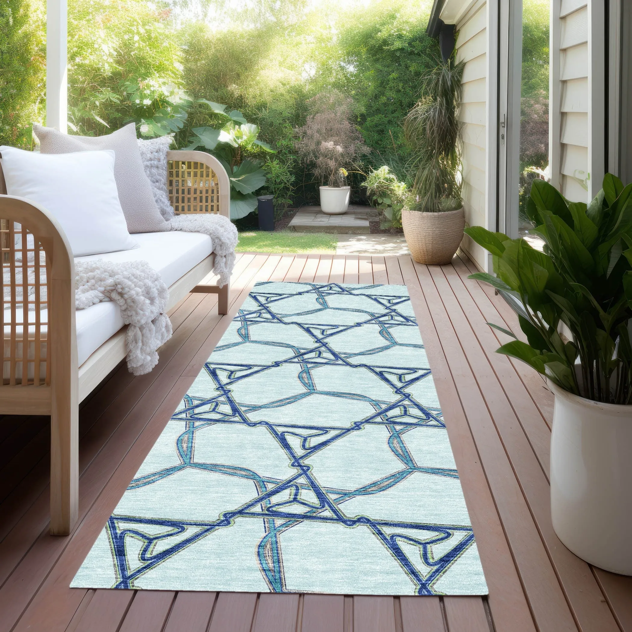 Machine Washable Indoor/ Outdoor Transitional Links Chantille Rug