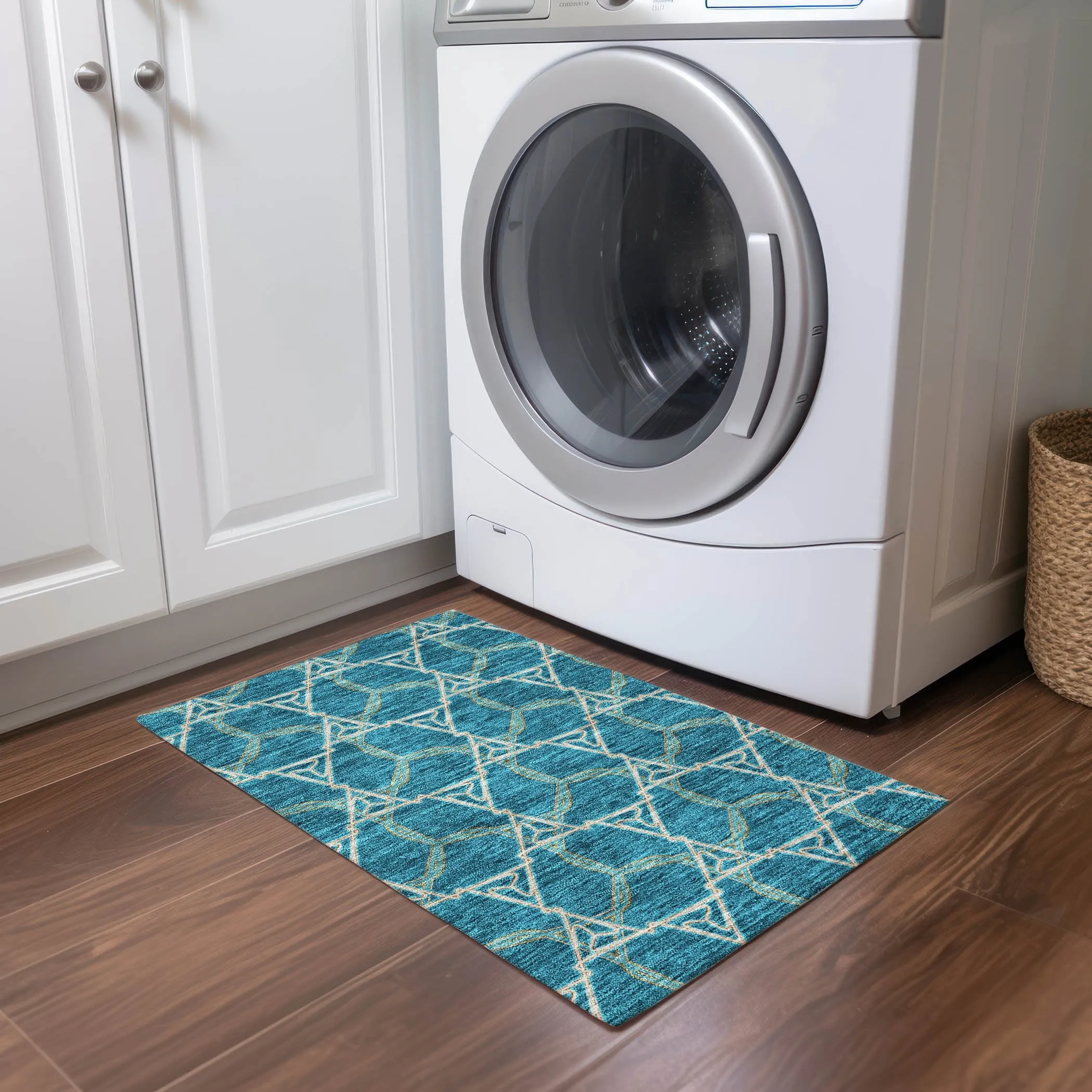 Machine Washable Indoor/ Outdoor Transitional Links Chantille Rug