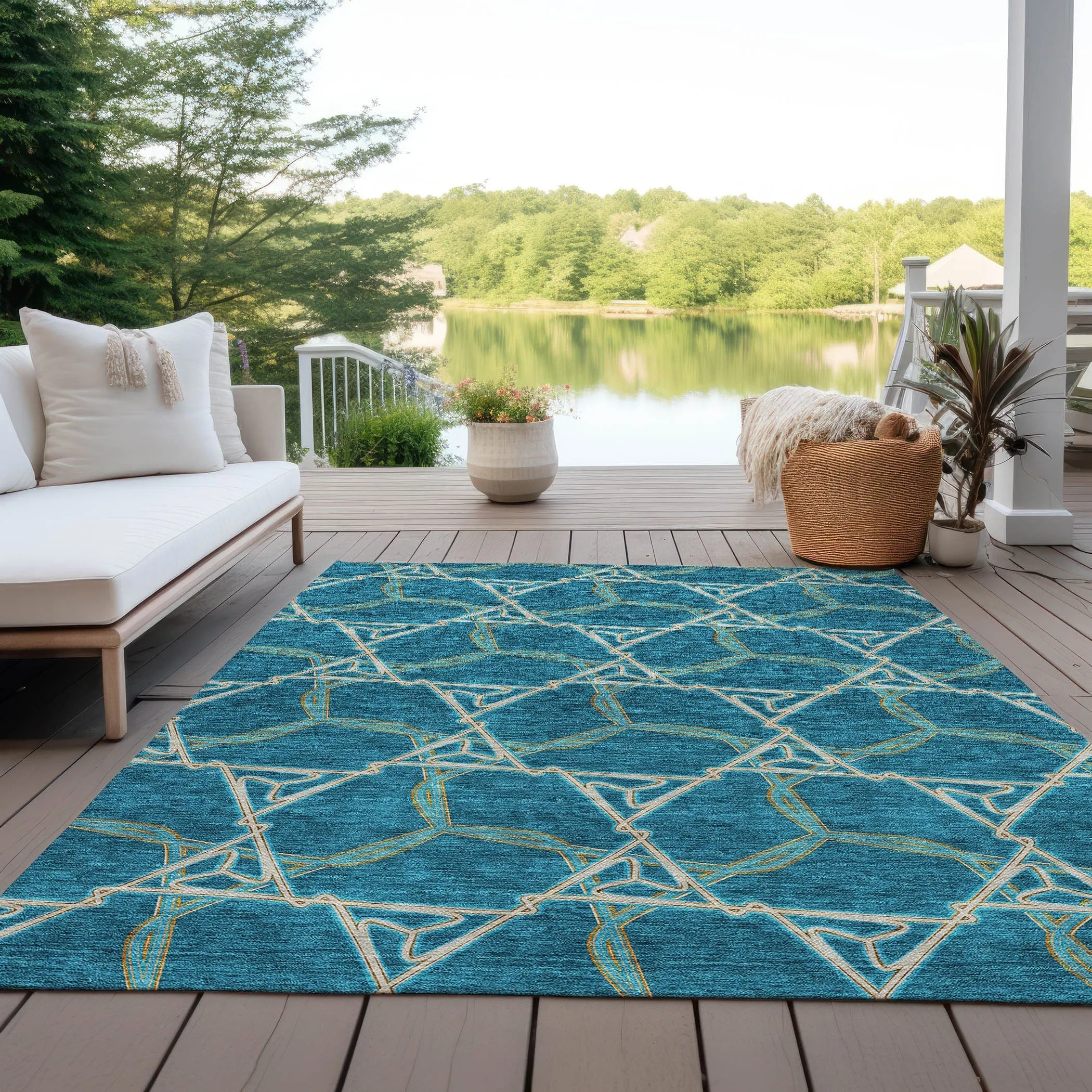 Machine Washable Indoor/ Outdoor Transitional Links Chantille Rug