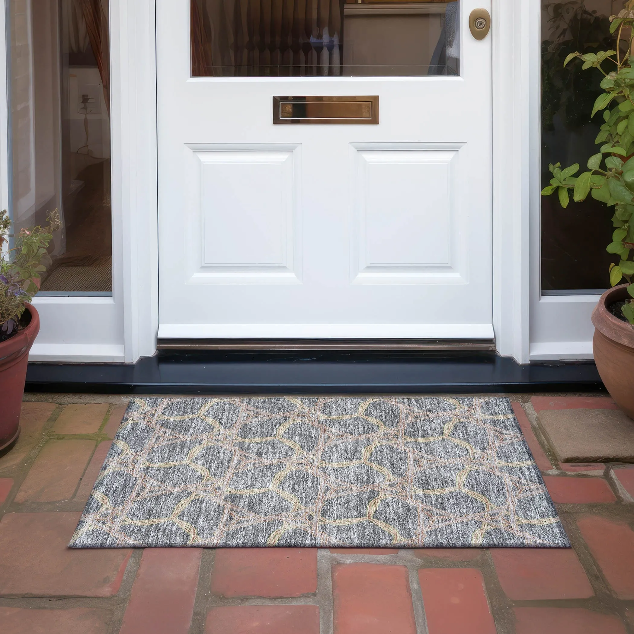 Machine Washable Indoor/ Outdoor Transitional Links Chantille Rug