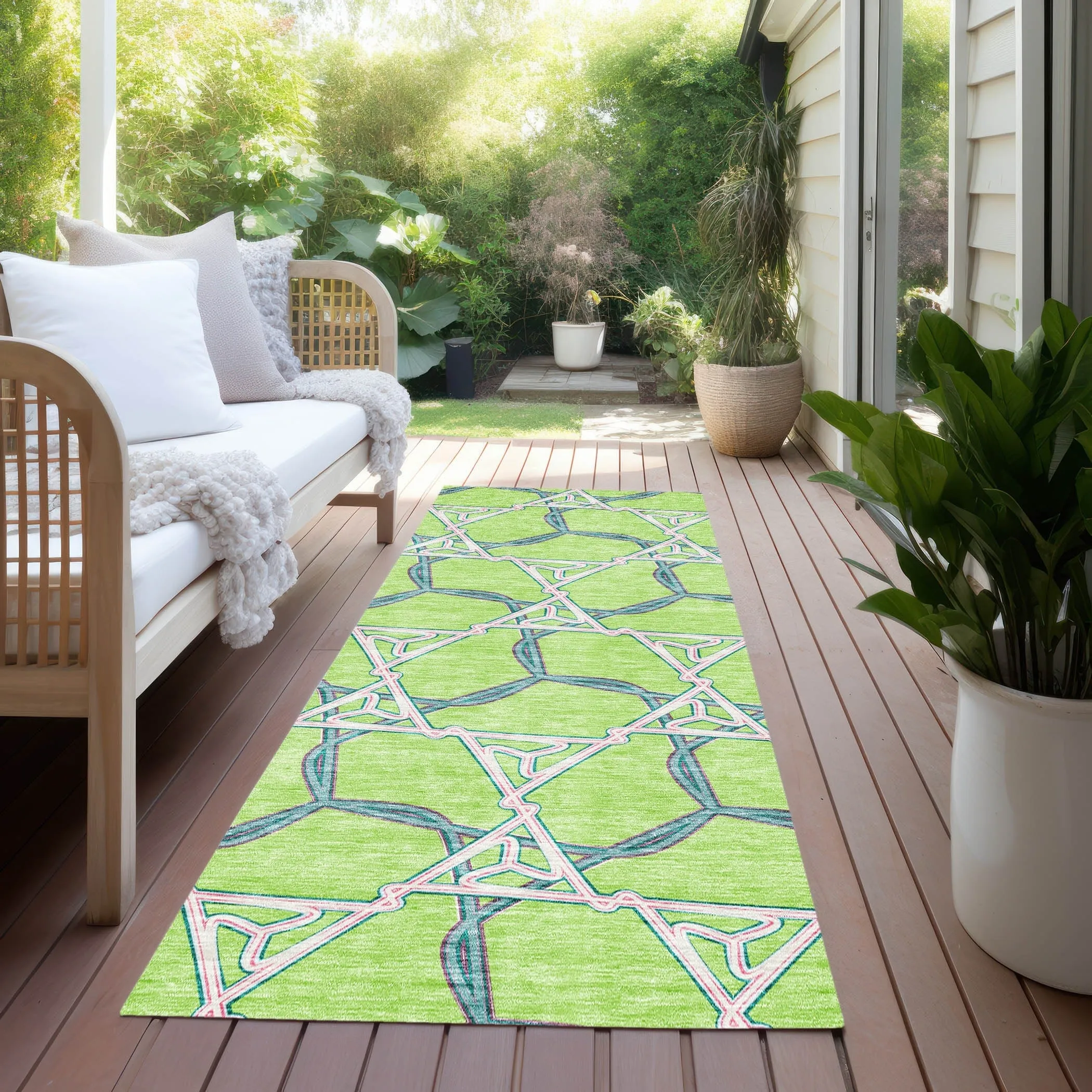 Machine Washable Indoor/ Outdoor Transitional Links Chantille Rug