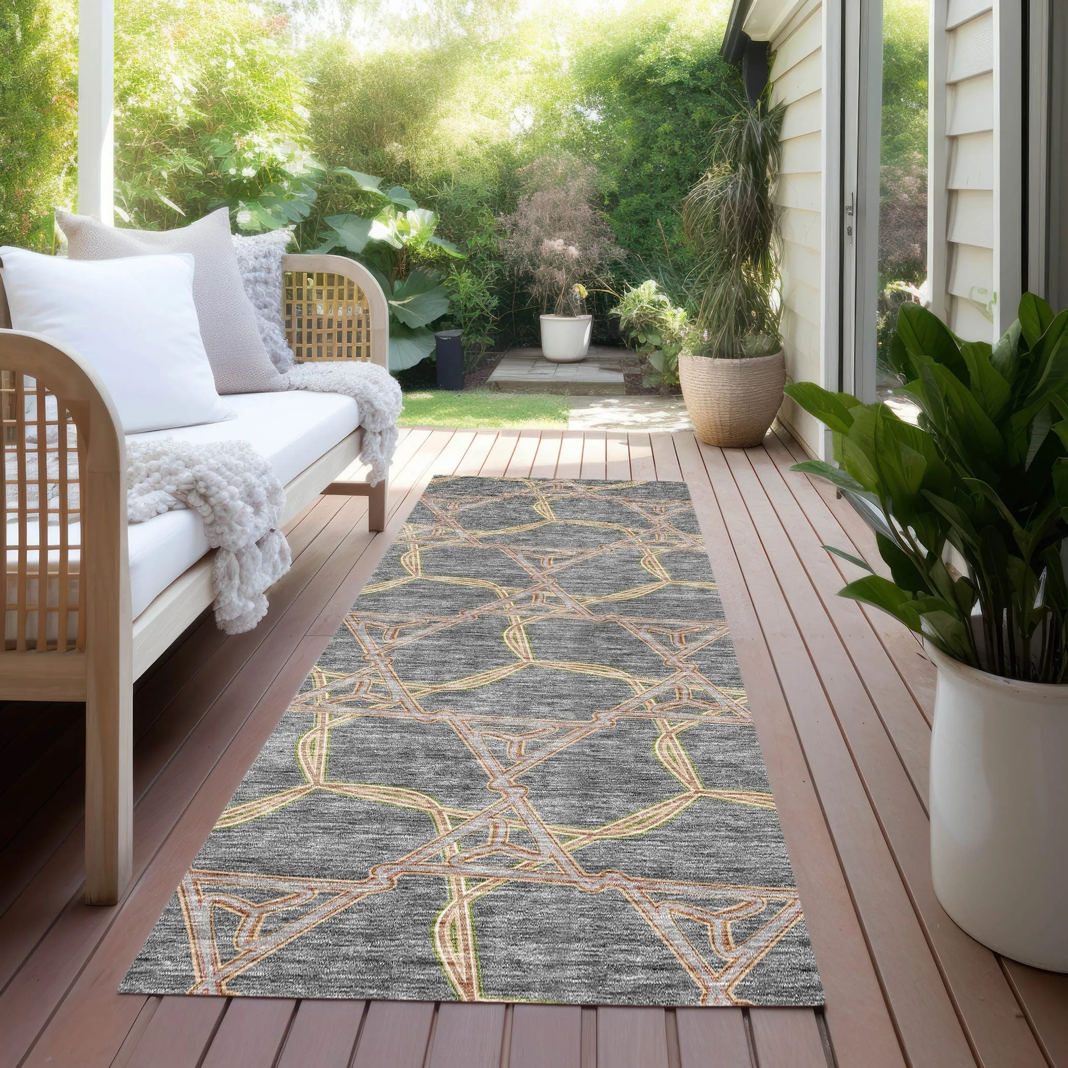 Machine Washable Indoor/ Outdoor Transitional Links Chantille Rug