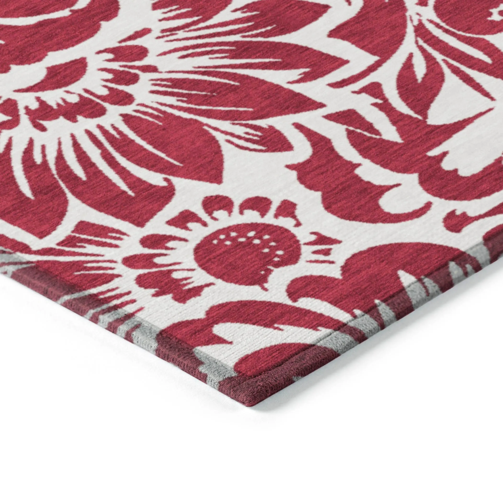 Machine Washable Indoor/ Outdoor Whimsy Floral Chantille Rug