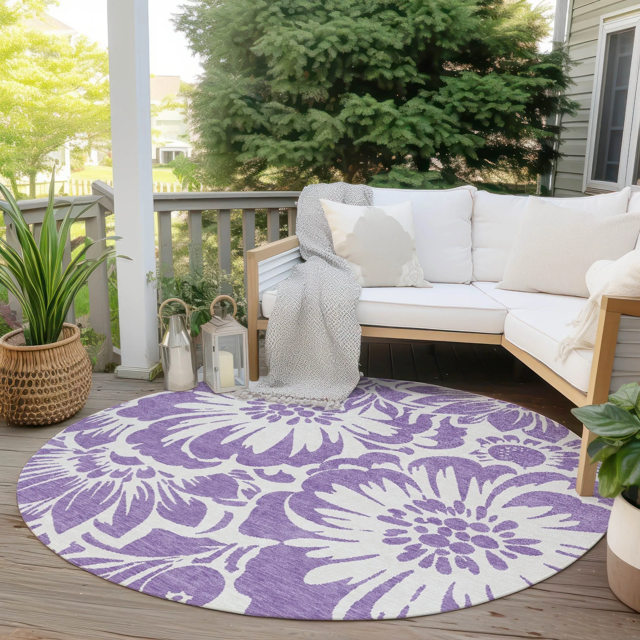 Machine Washable Indoor/ Outdoor Whimsy Floral Chantille Rug