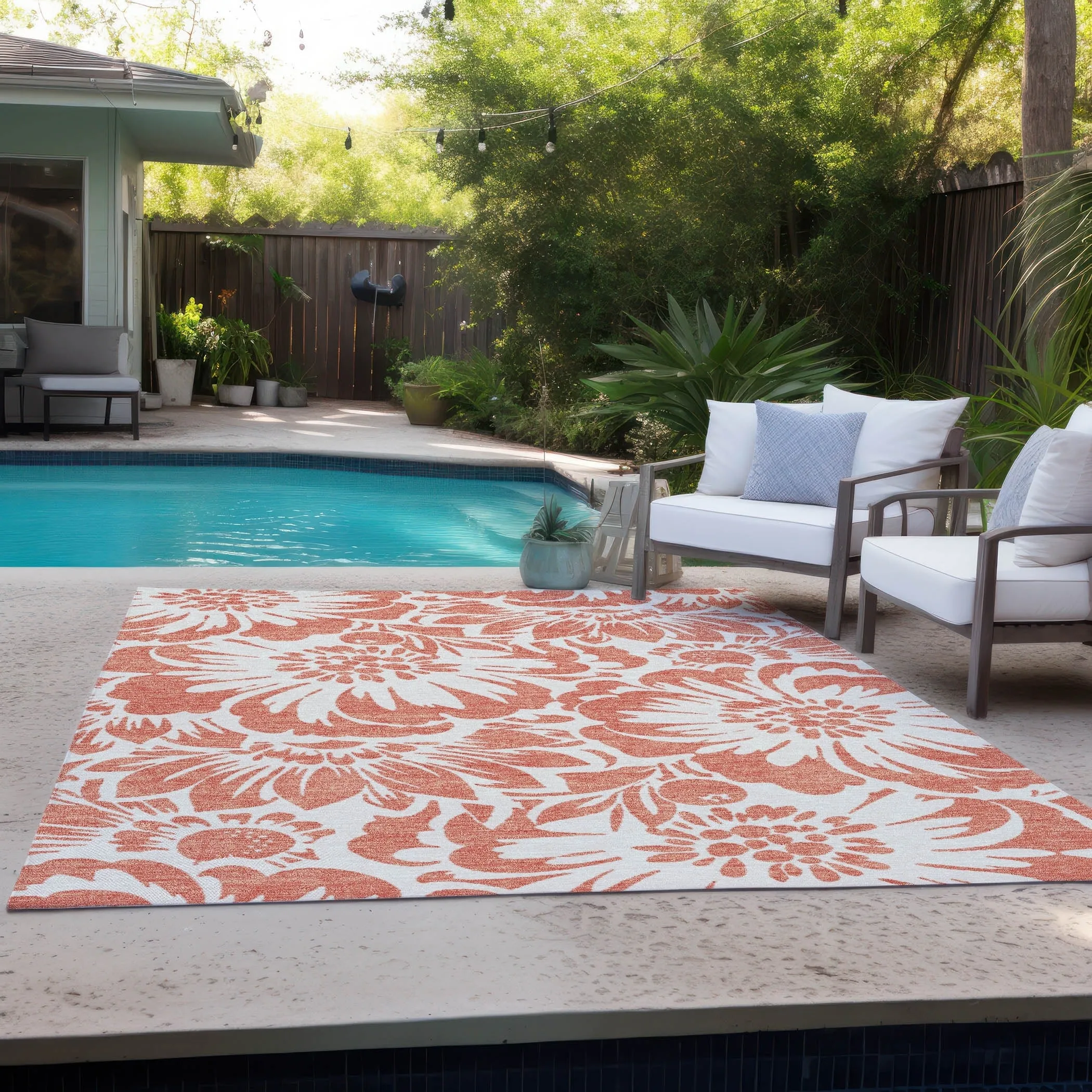 Machine Washable Indoor/ Outdoor Whimsy Floral Chantille Rug