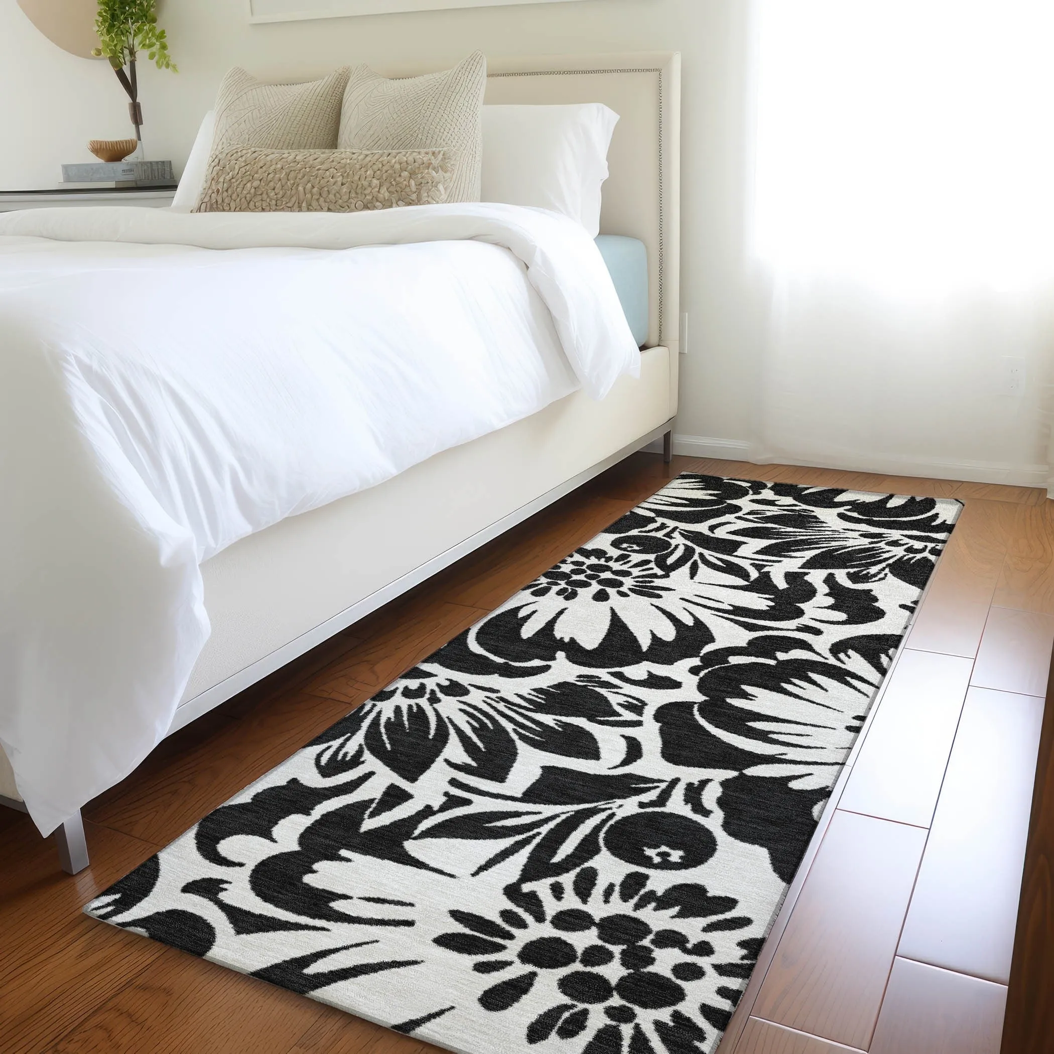 Machine Washable Indoor/ Outdoor Whimsy Floral Chantille Rug