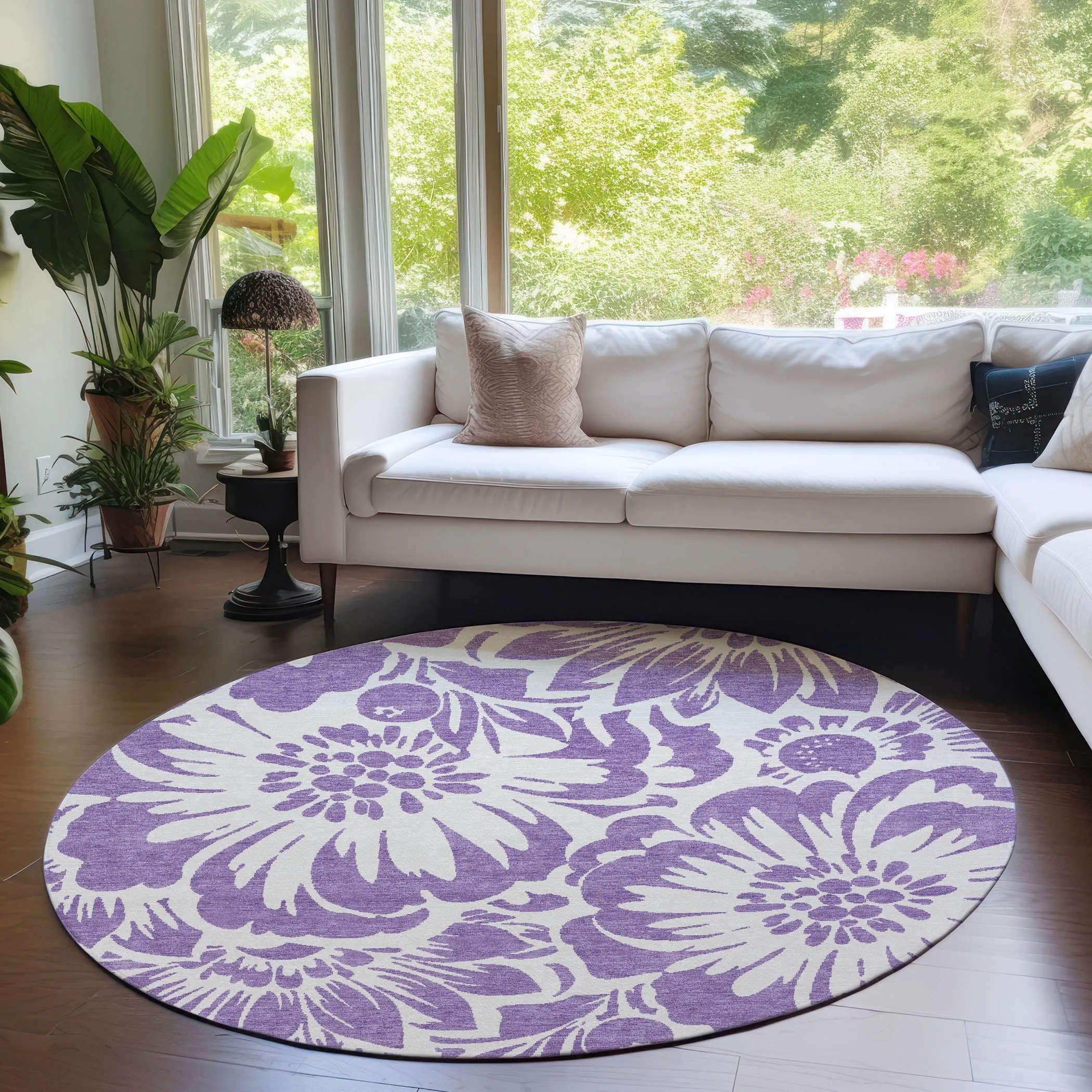 Machine Washable Indoor/ Outdoor Whimsy Floral Chantille Rug