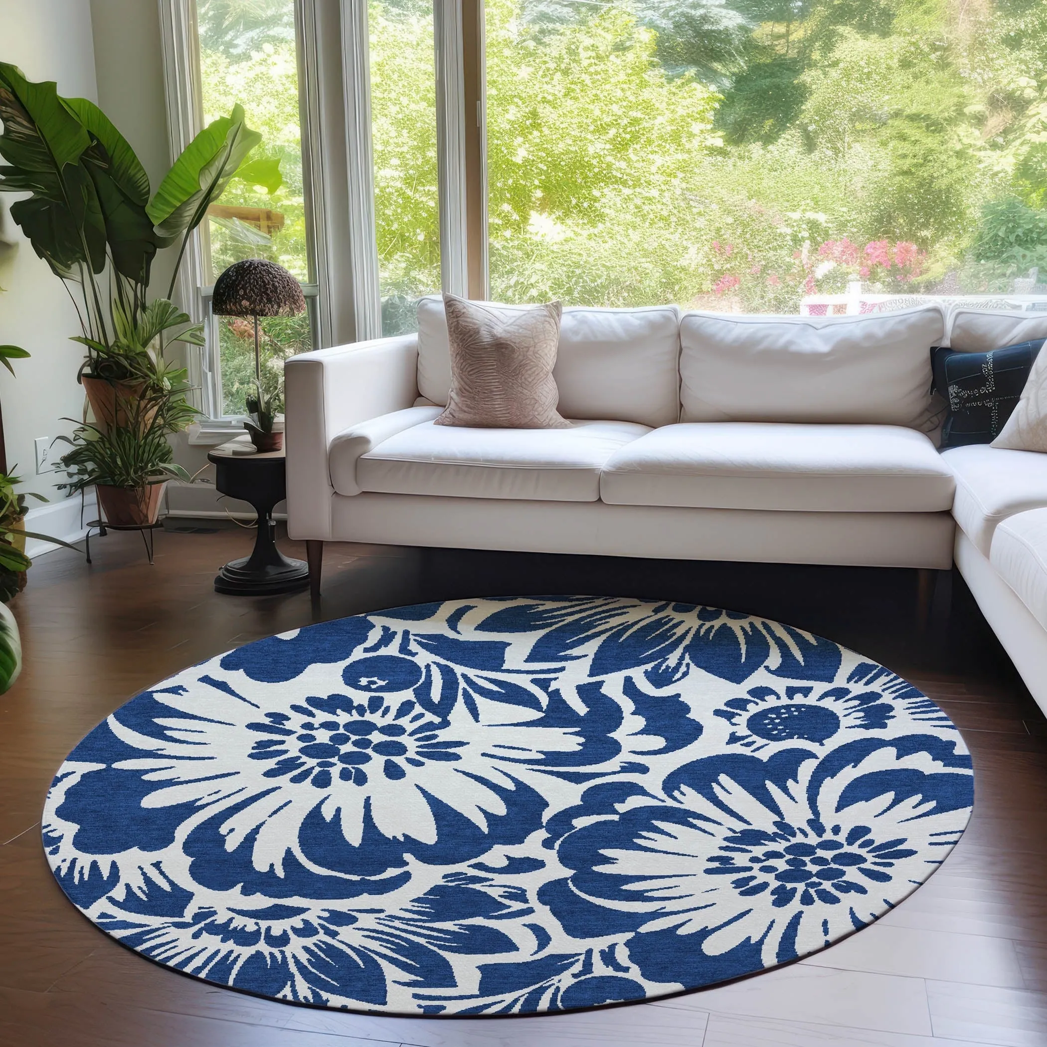 Machine Washable Indoor/ Outdoor Whimsy Floral Chantille Rug