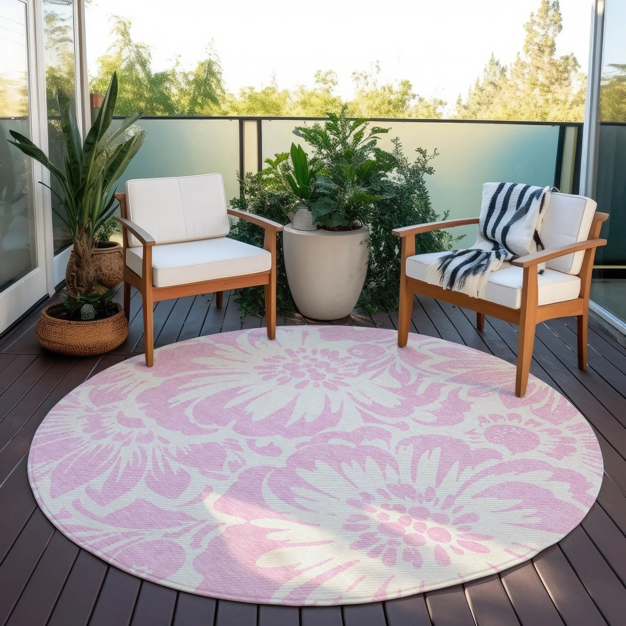 Machine Washable Indoor/ Outdoor Whimsy Floral Chantille Rug