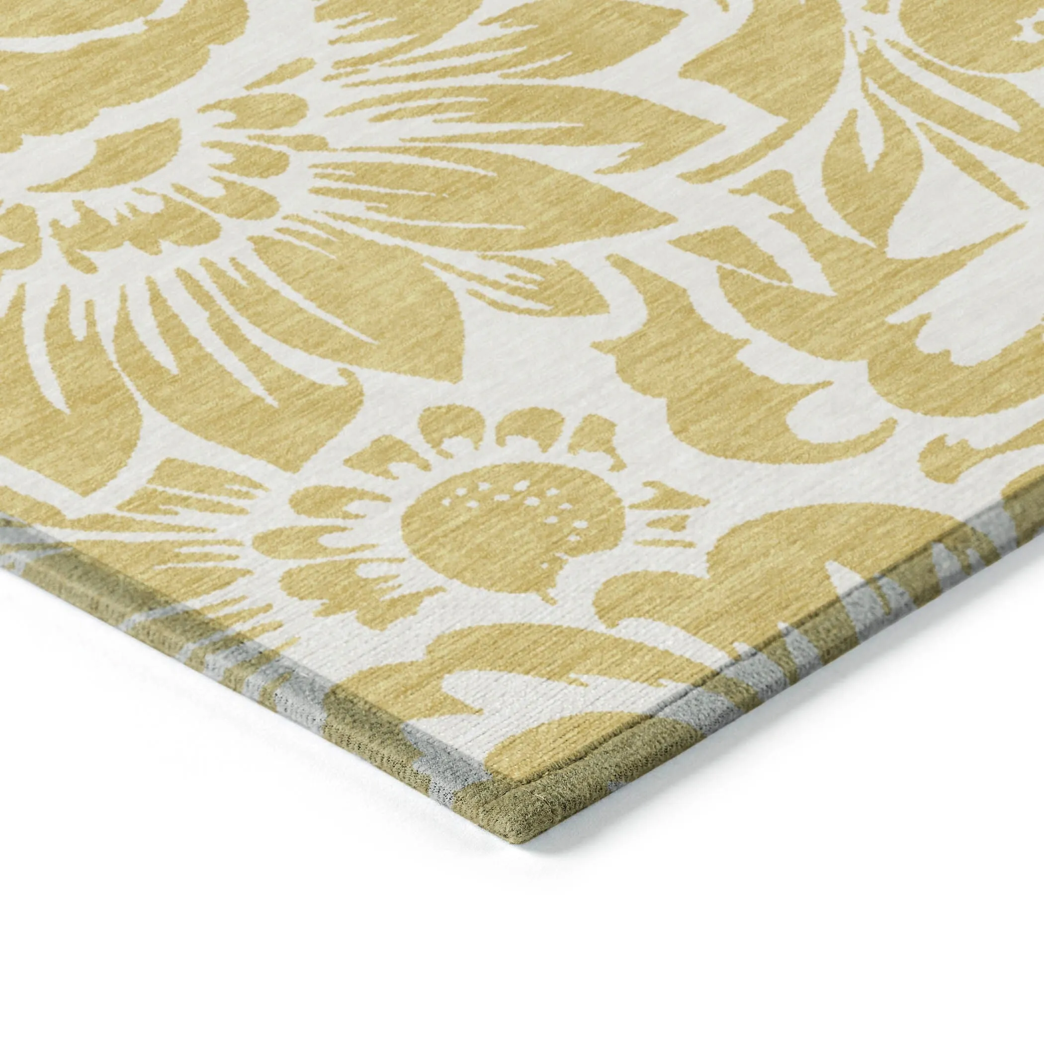 Machine Washable Indoor/ Outdoor Whimsy Floral Chantille Rug