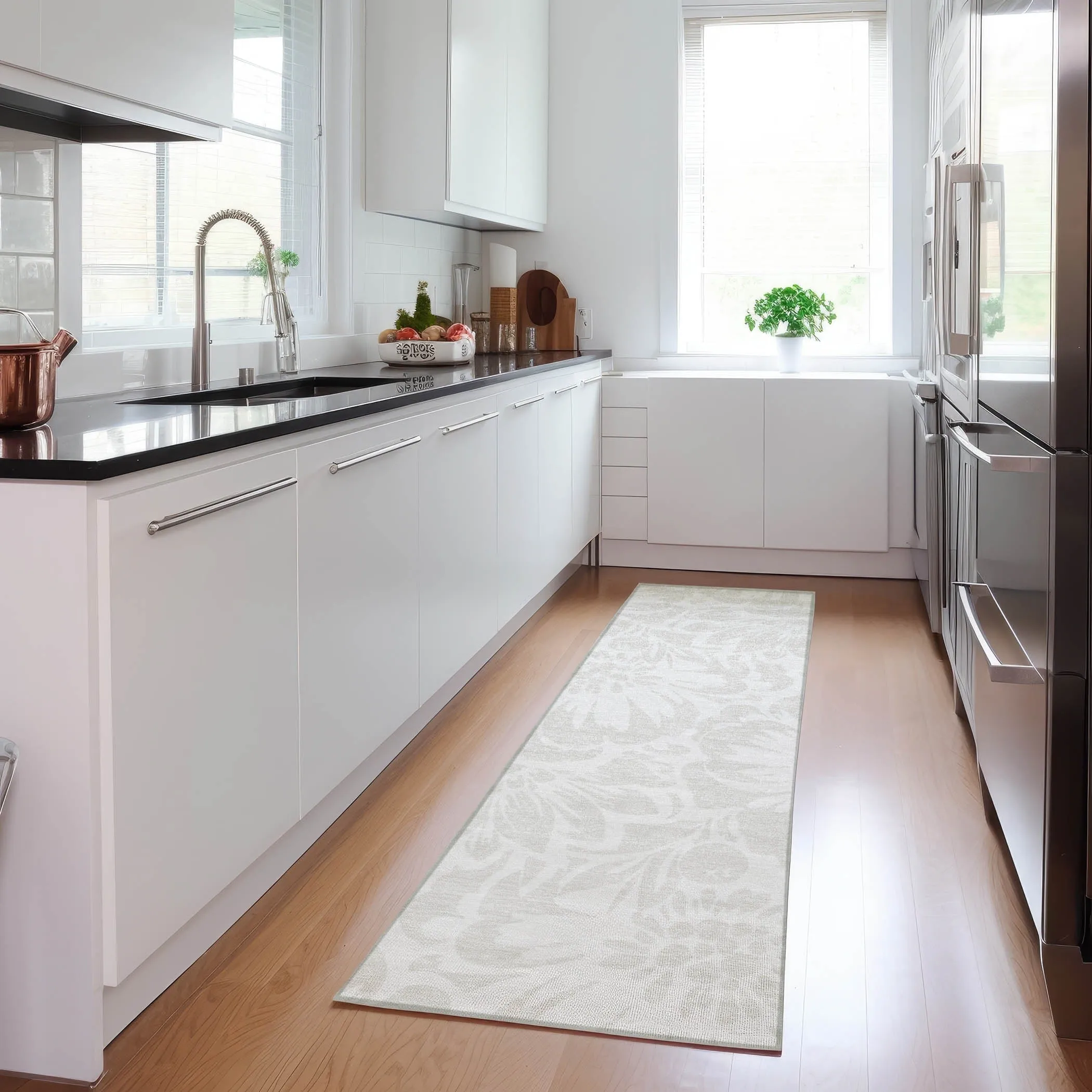 Machine Washable Indoor/ Outdoor Whimsy Floral Chantille Rug
