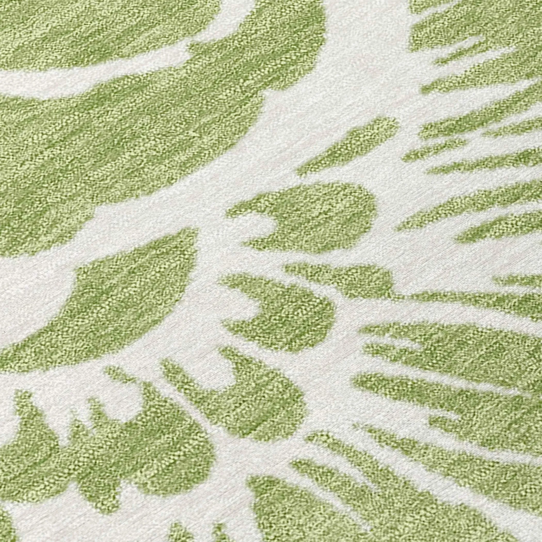 Machine Washable Indoor/ Outdoor Whimsy Floral Chantille Rug
