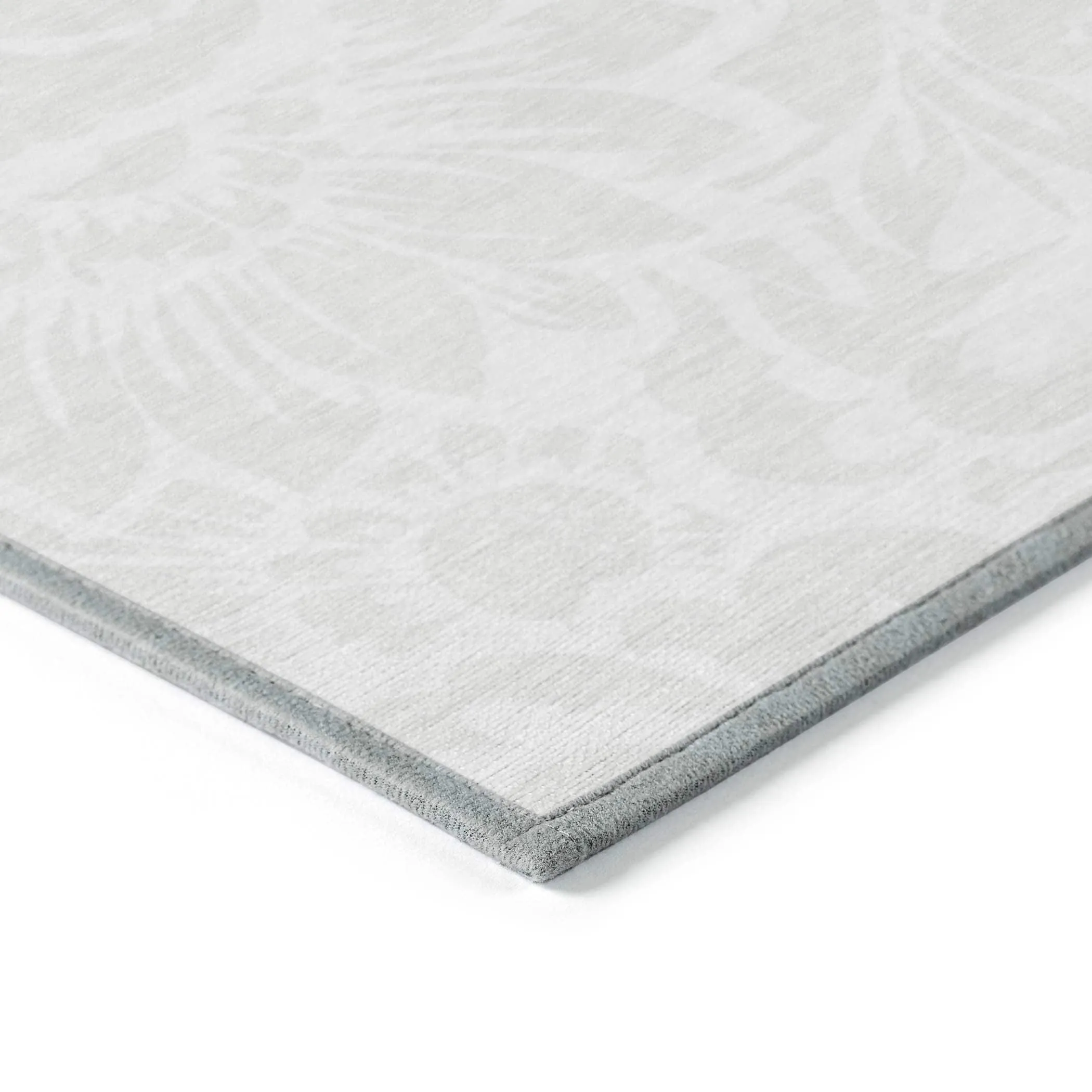 Machine Washable Indoor/ Outdoor Whimsy Floral Chantille Rug
